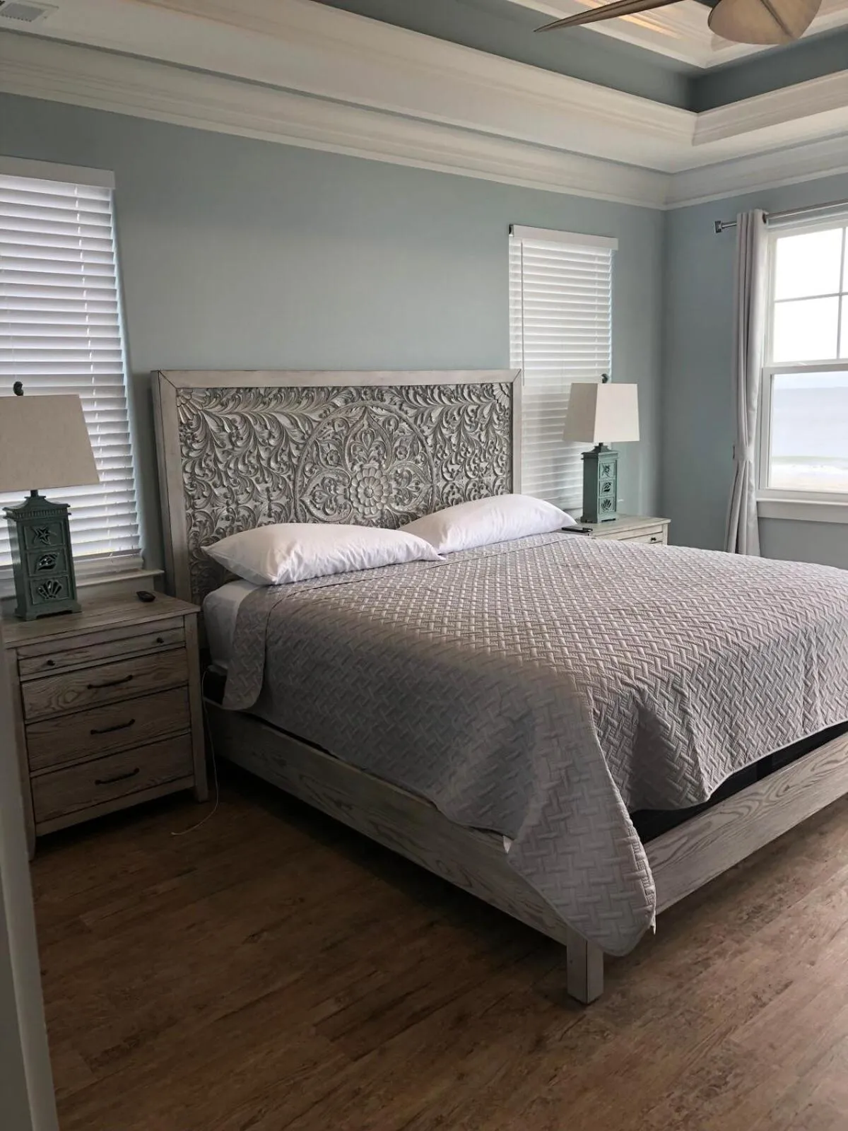 Bailey's Blue Ocean View -OceanFront