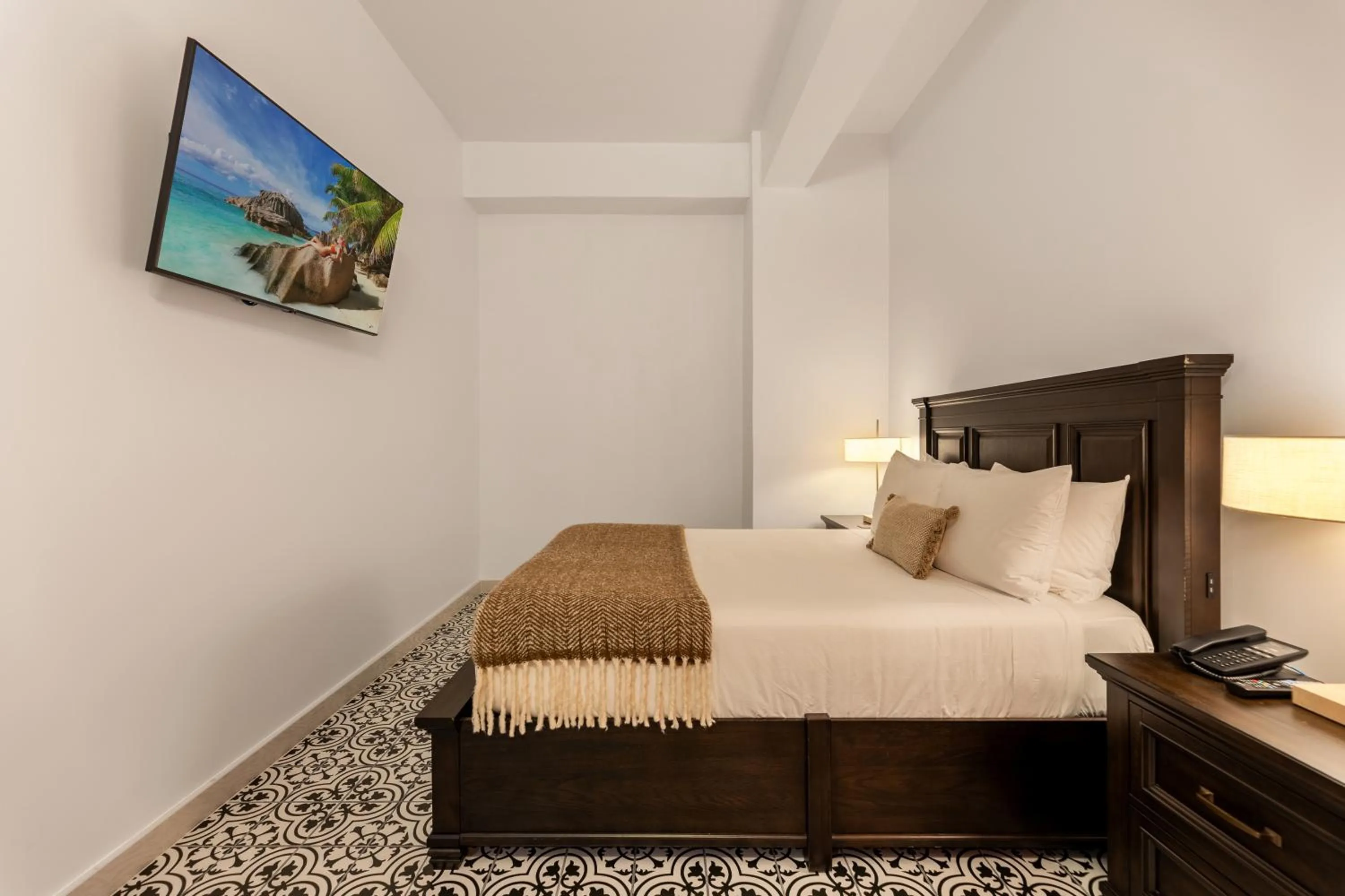 Photo of the whole room, Bed in Hotel Milano