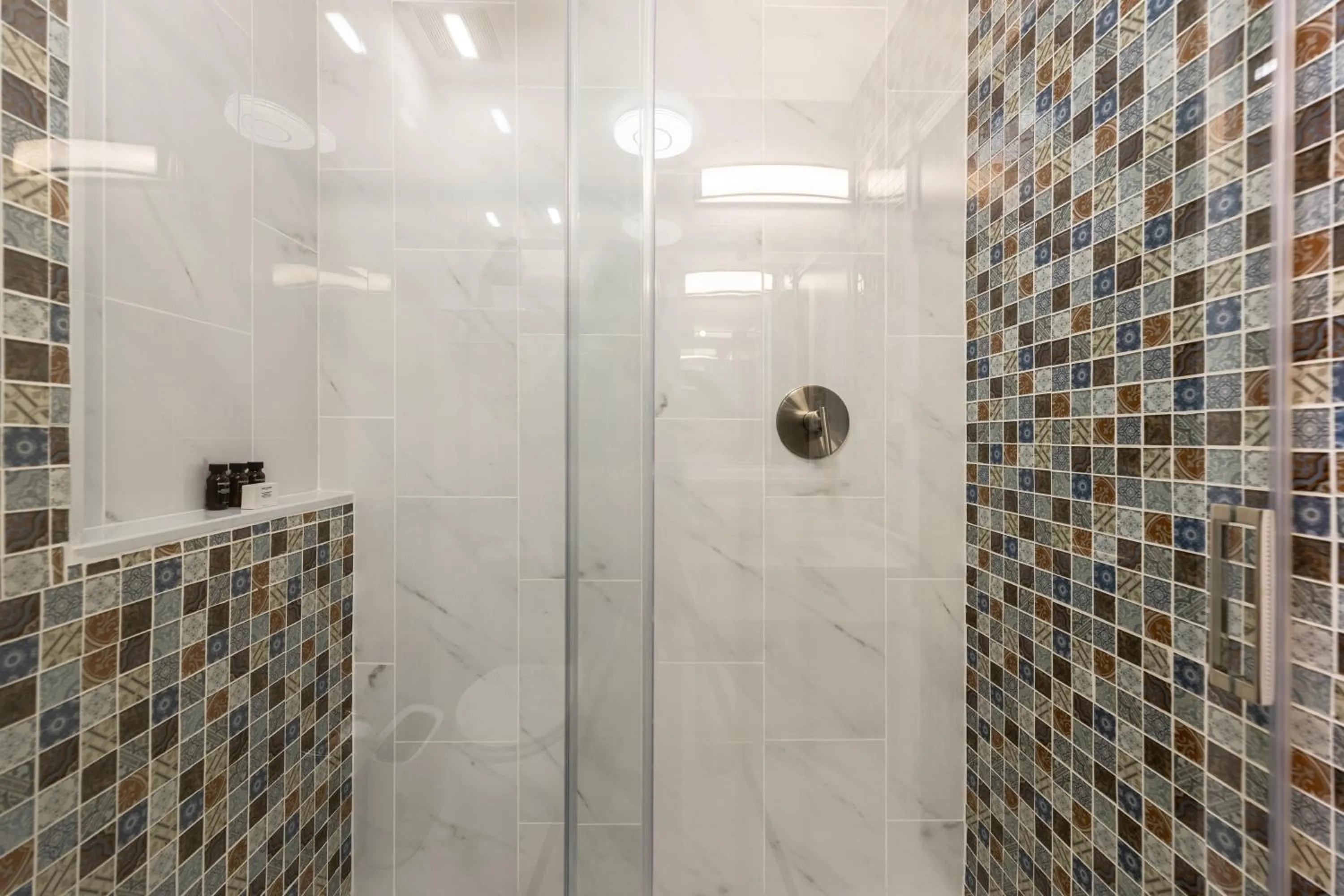 Shower in Hotel Milano