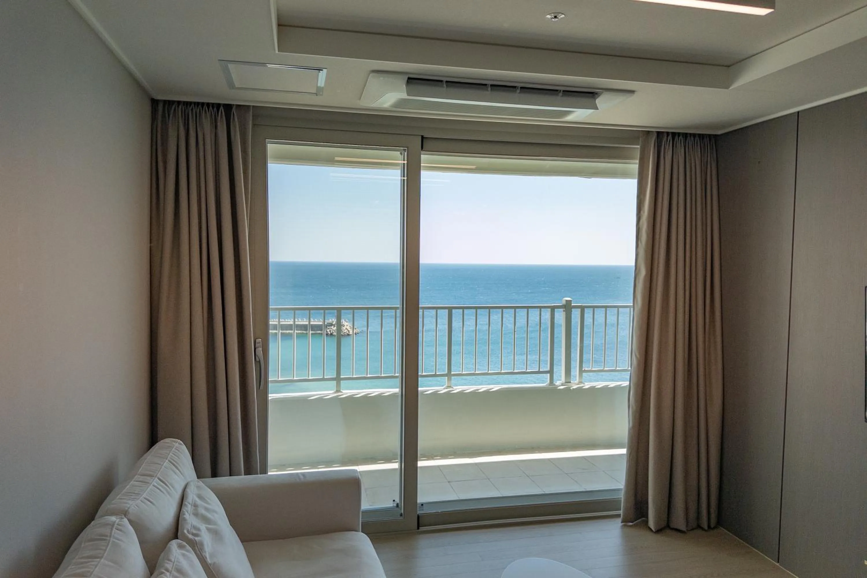 View (from property/room) in Hotel Wavellent Yangyang