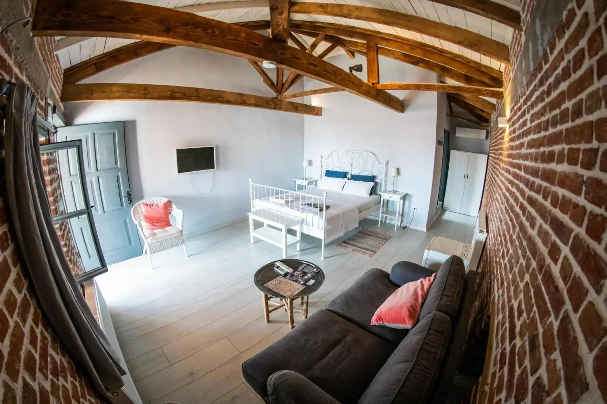 Deluxe Double Room with Garden View - single occupancy in Attalos Suites Hotel Deluxe Double Room with Garden View - single occupancy in Attalos Suites Hotel