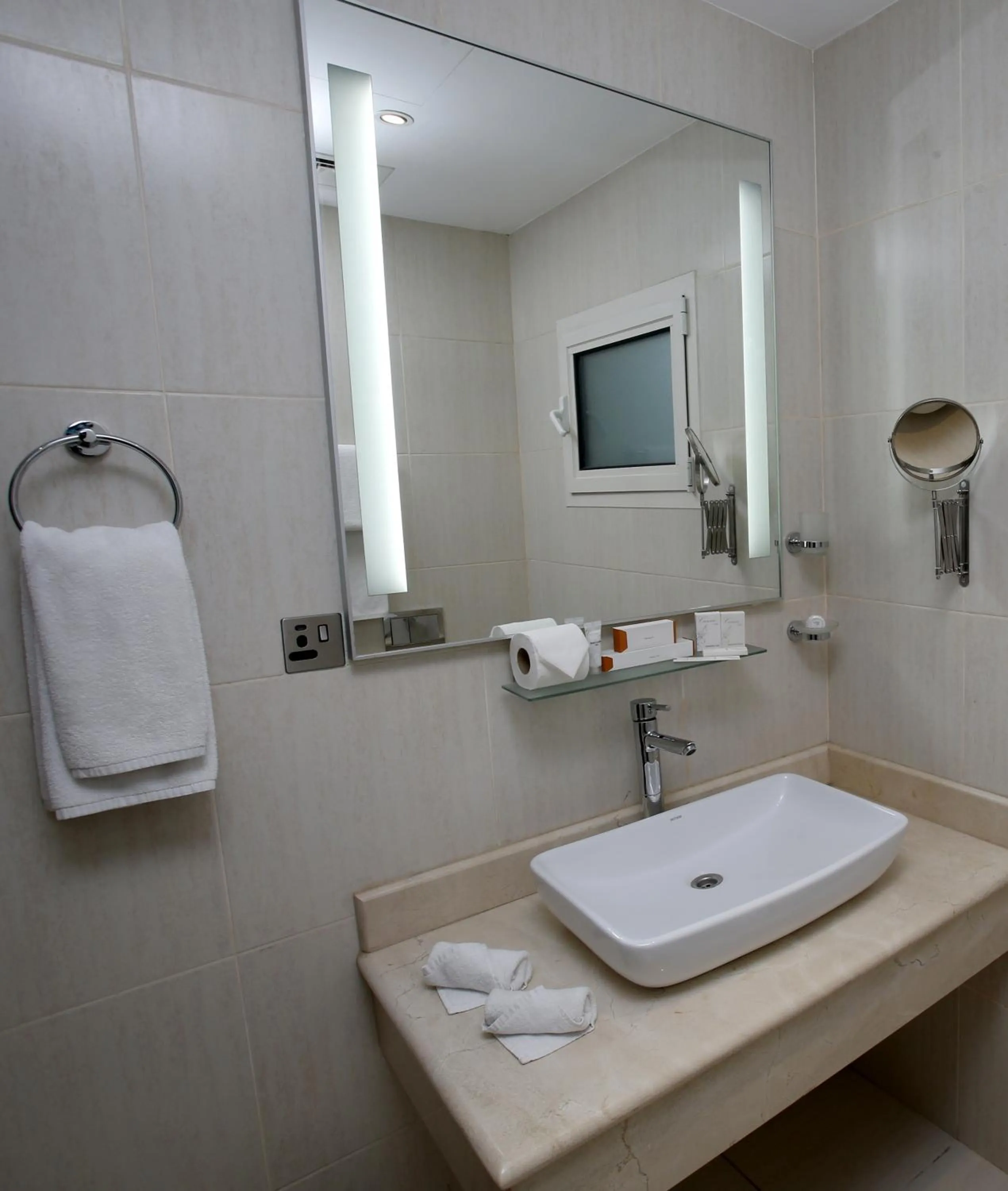 Bathroom in Rawda Hotel