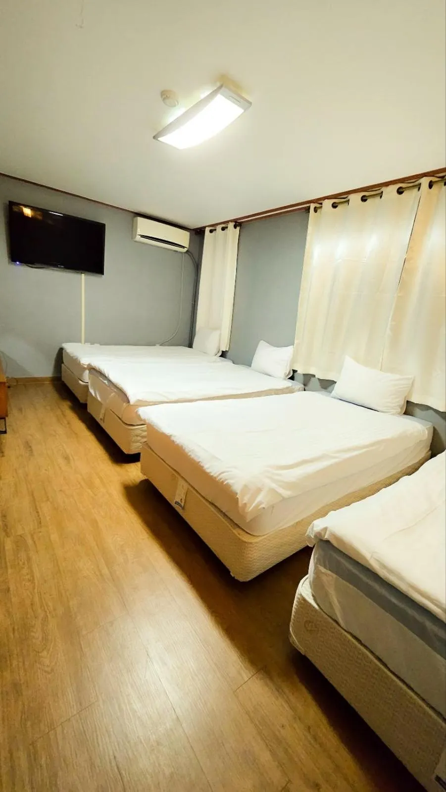 Bedroom, Bed in Jeju EQ Stay Hotel