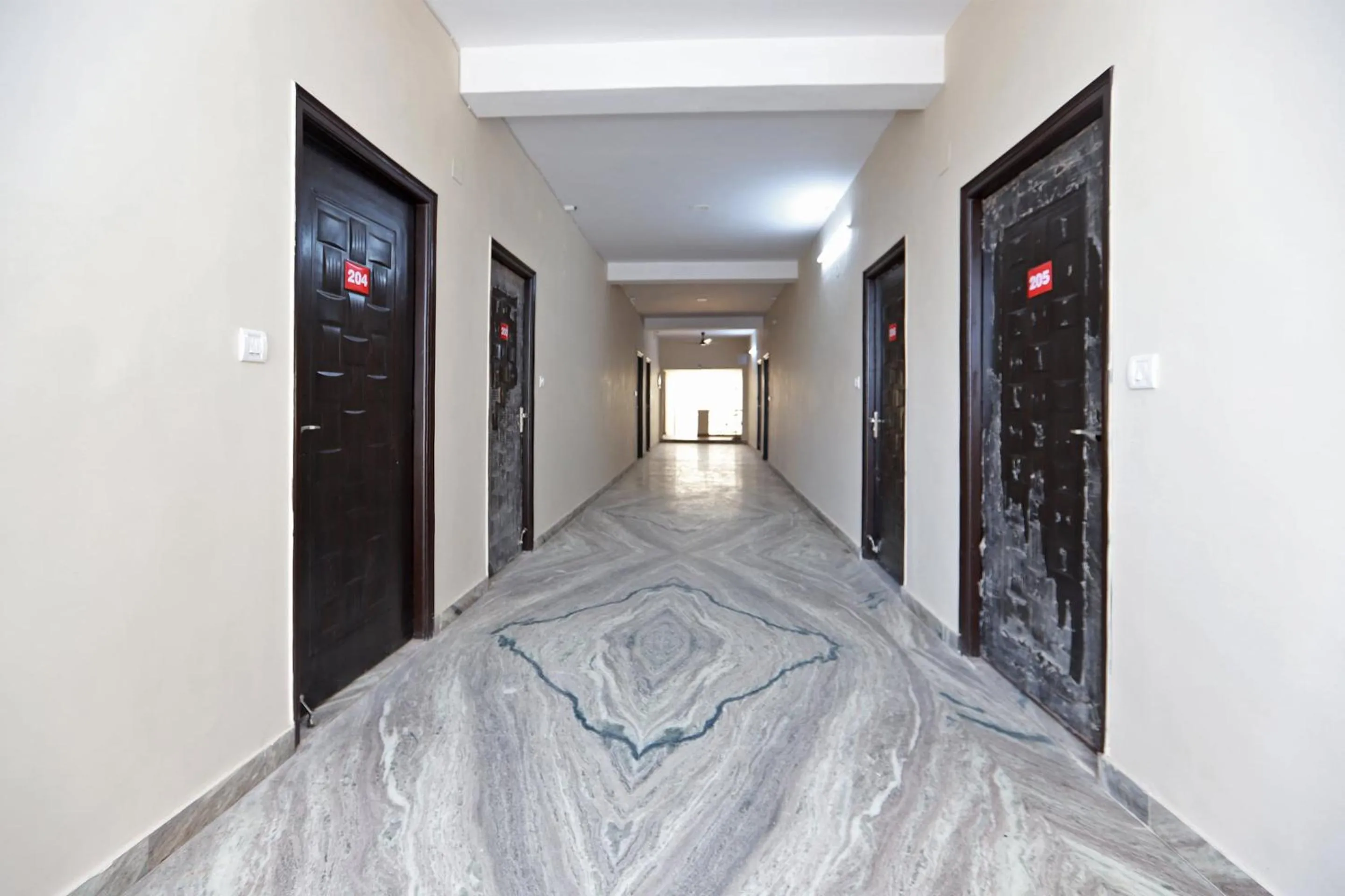 Hotel O Silverline Residency