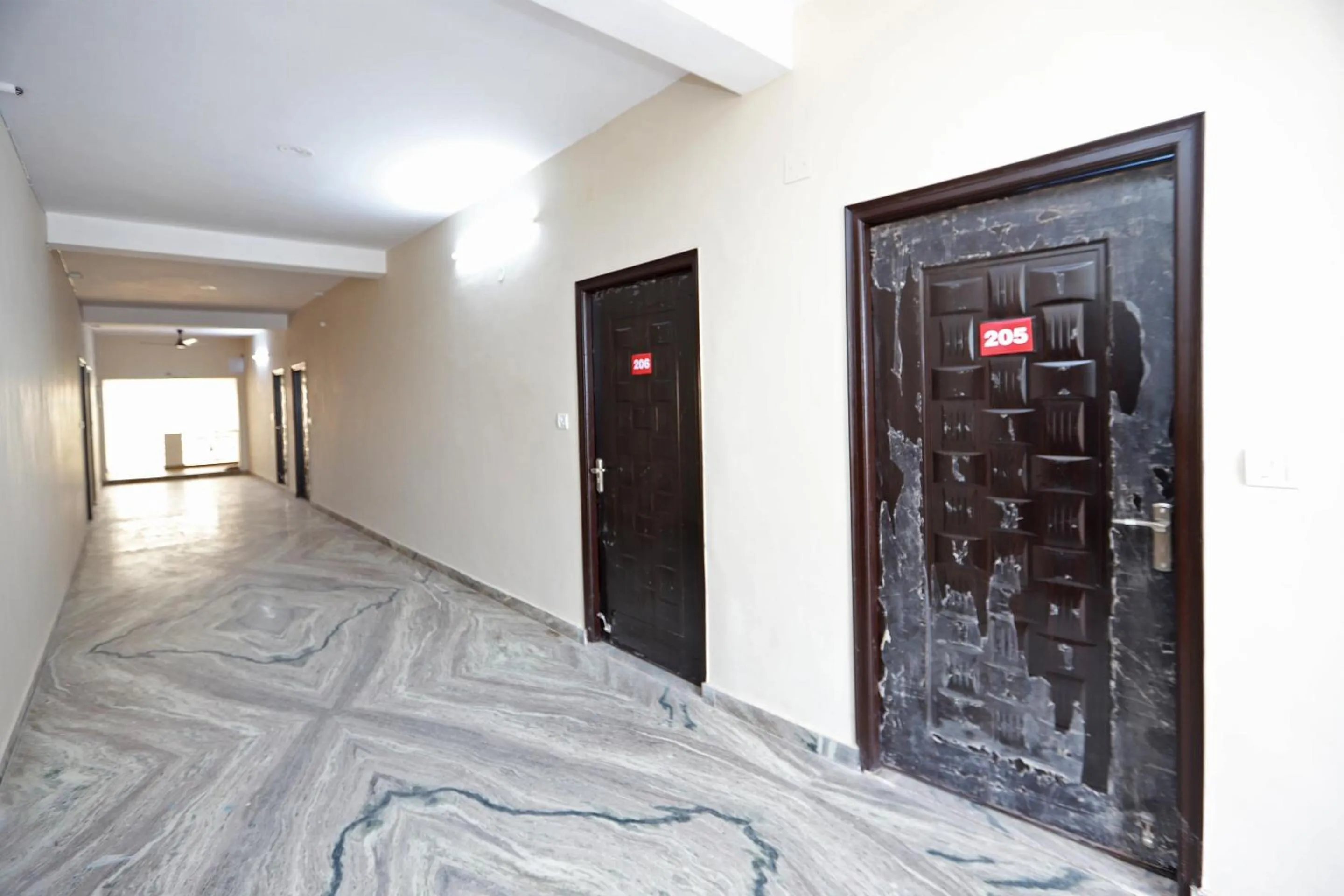 Hotel O Silverline Residency