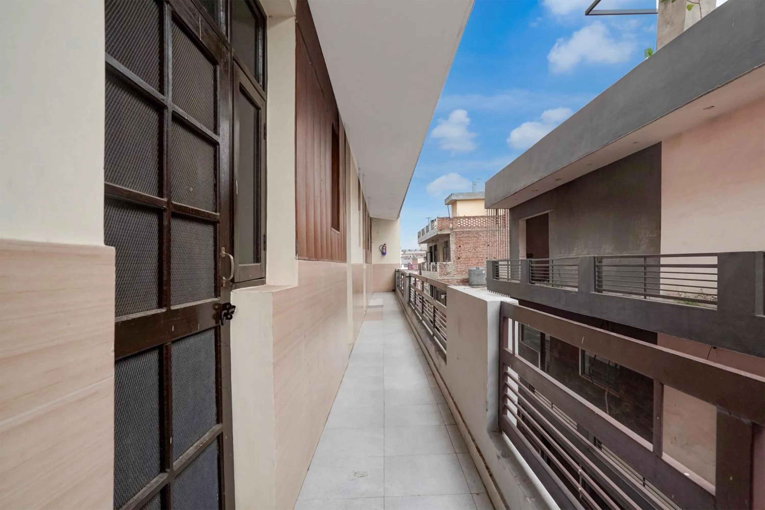 Lobby or reception in Super Hotel O Sector 58 Mohali Formerly Hotel Alpha