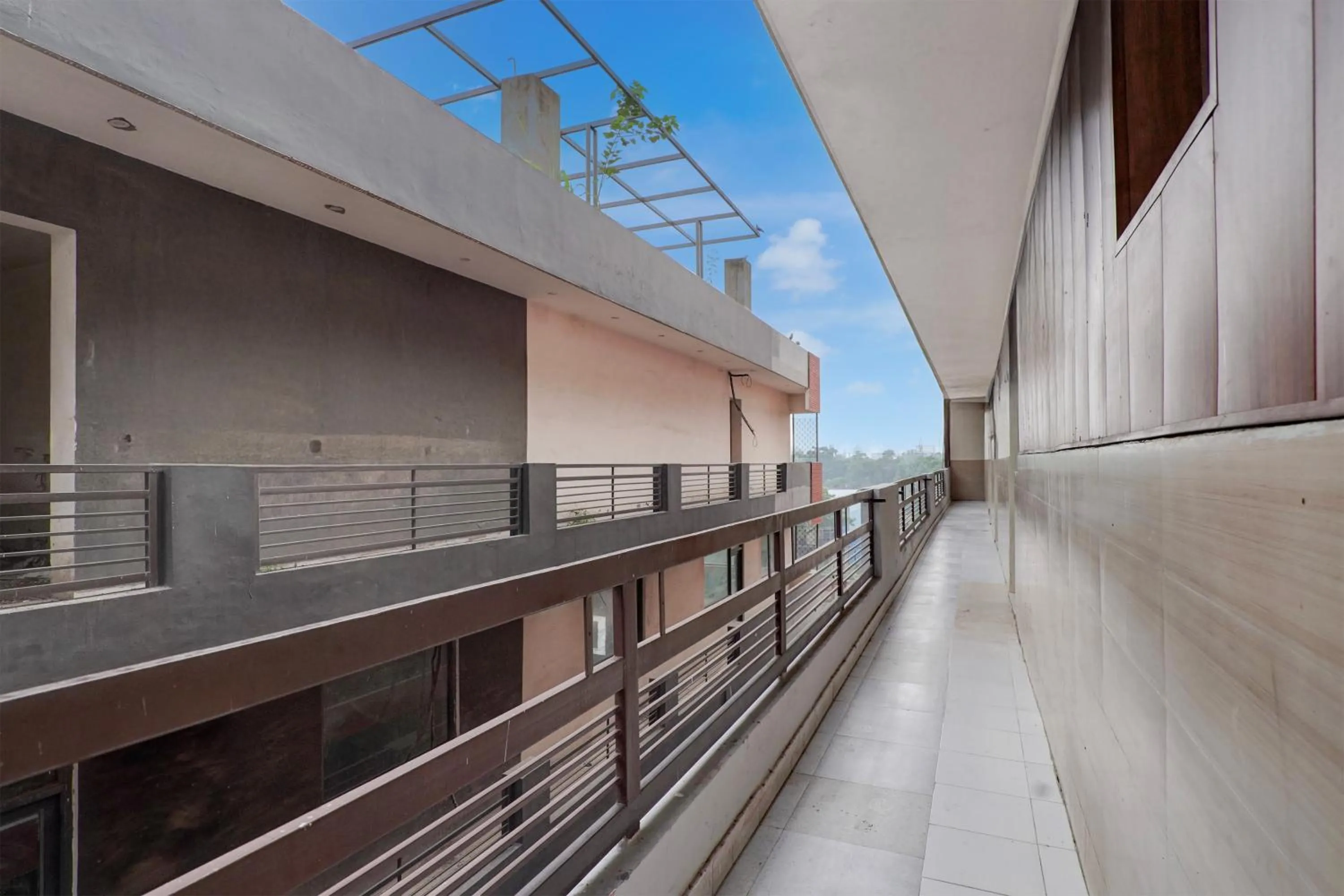 Lobby or reception in Super Hotel O Sector 58 Mohali Formerly Hotel Alpha