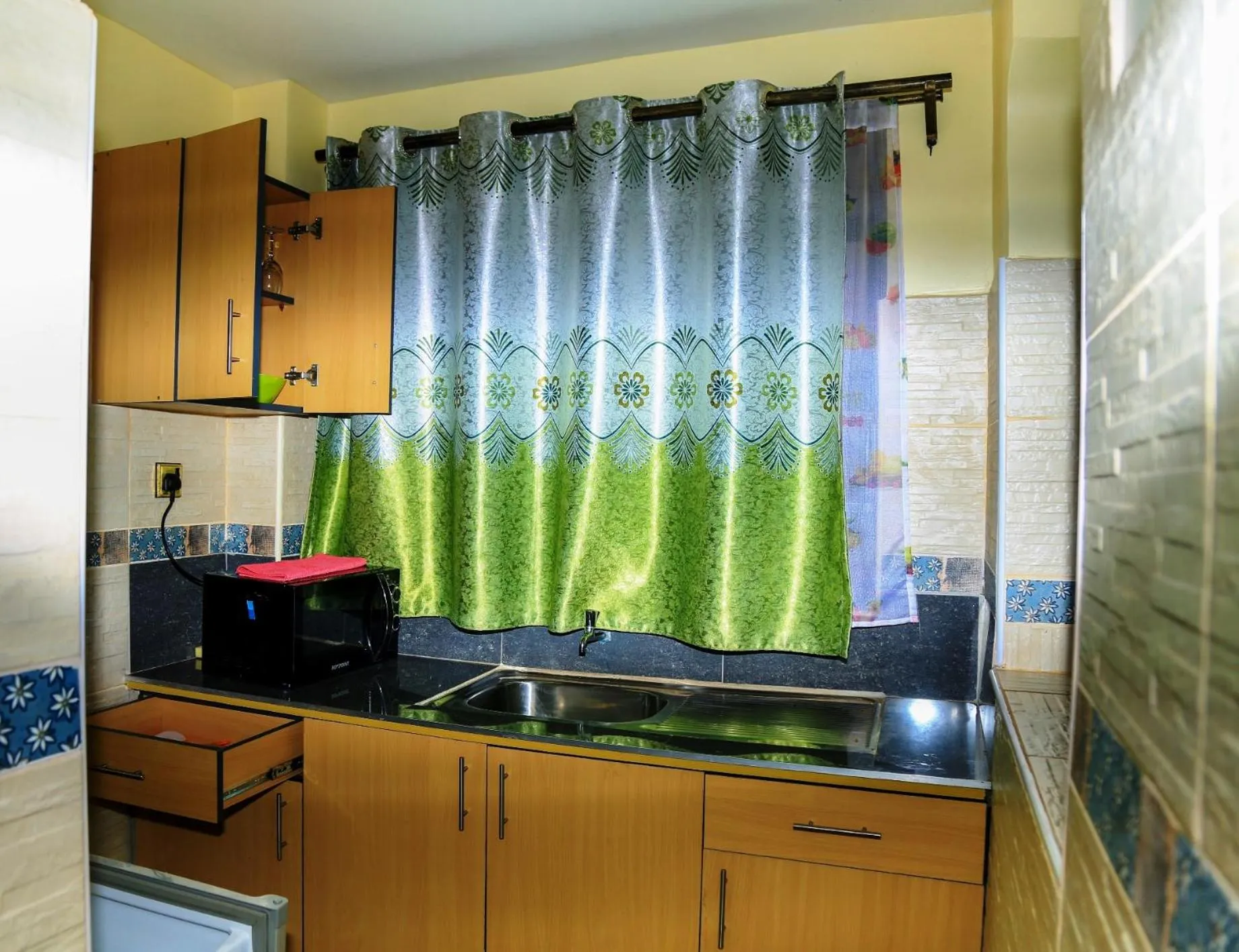 Kitchen or kitchenette in Davis Court