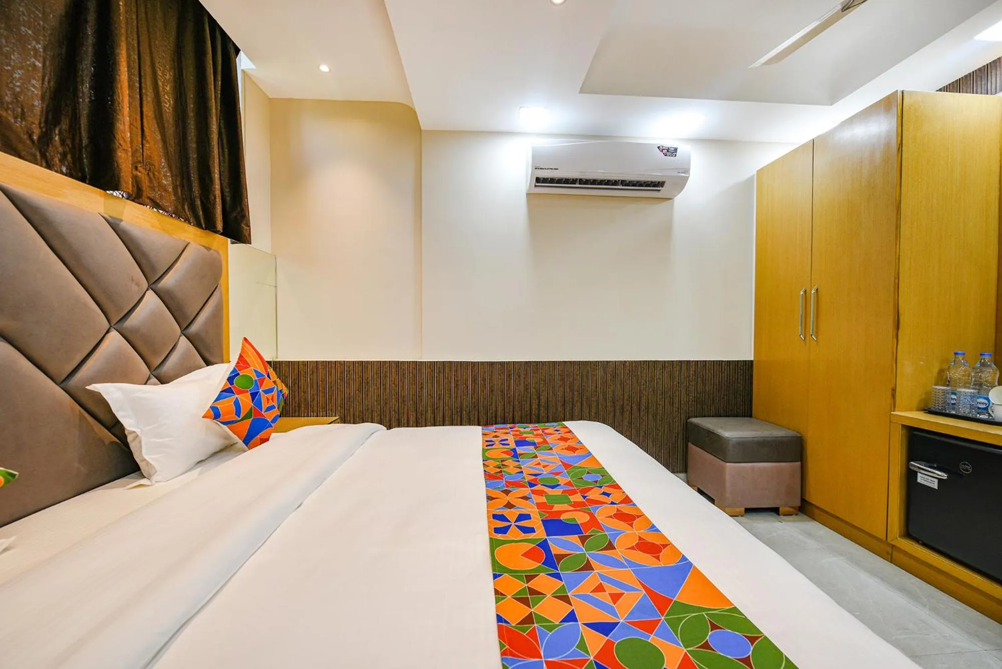 Bed in FabHotel Grand Palazzo Near Paschim Vihar