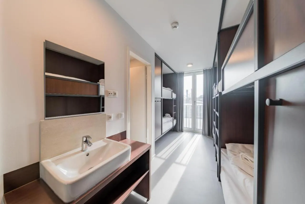 Photo of the whole room, Bed in AR City Hotel Berlin