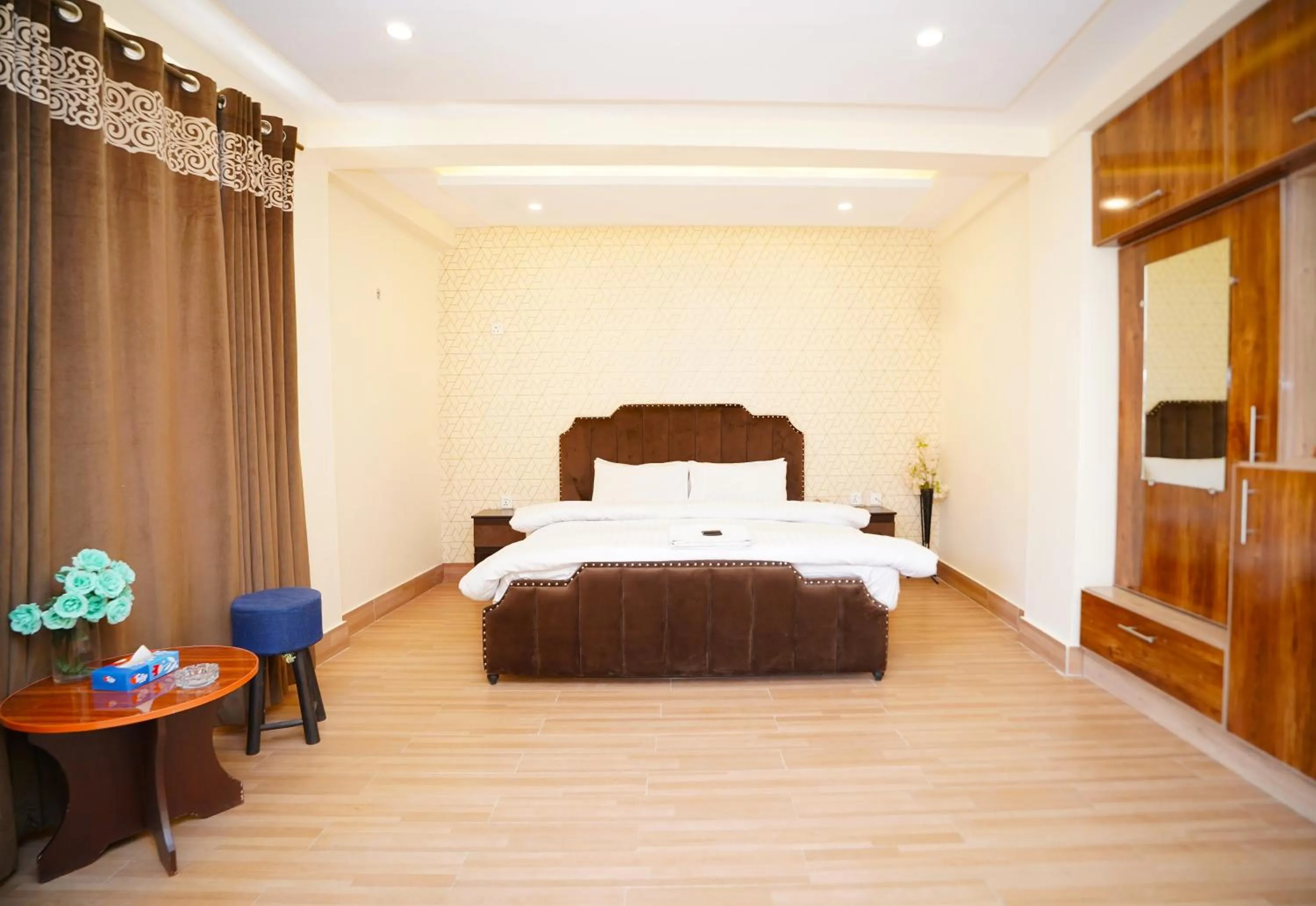 Bed in Hunza Elites hotel