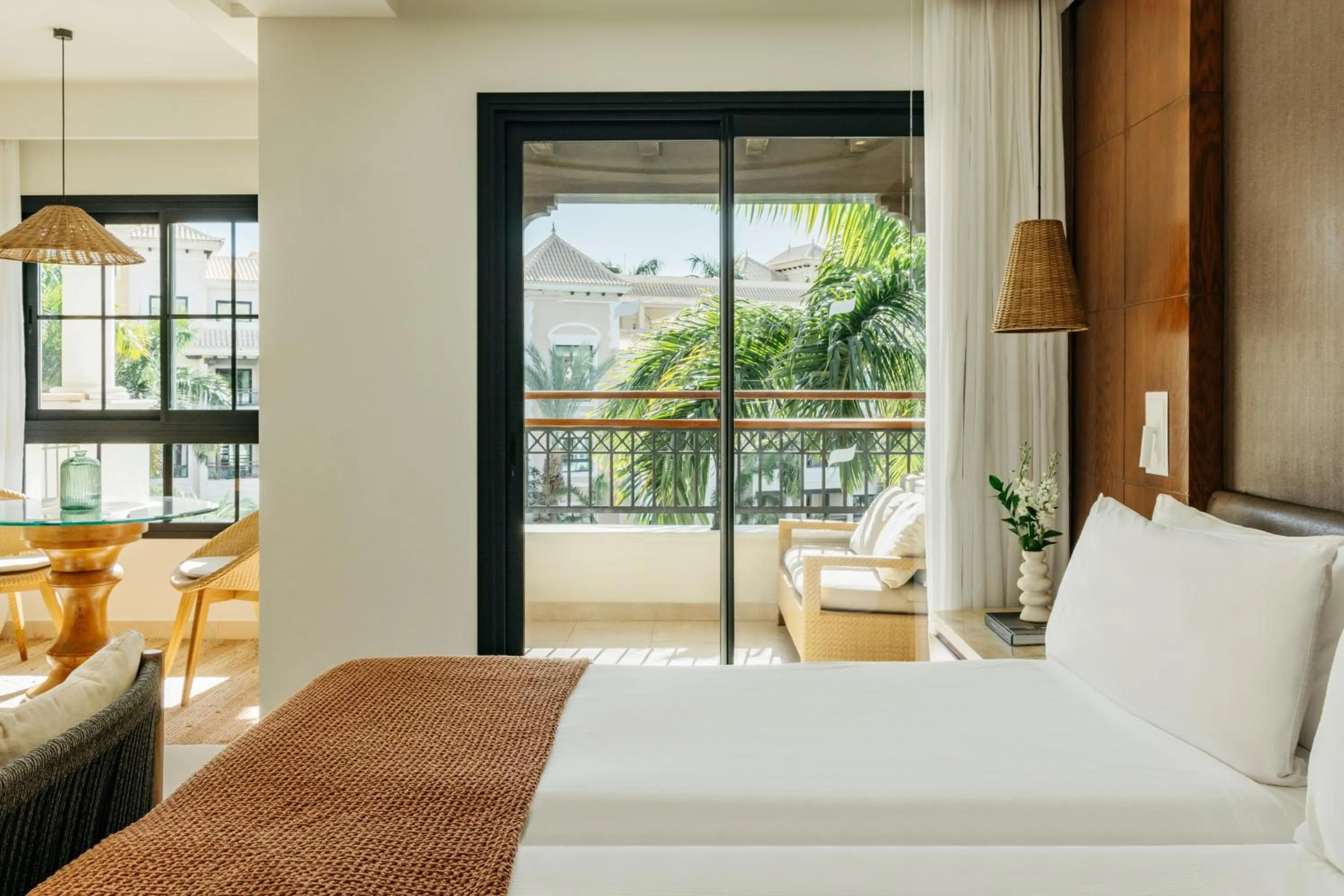 Bed in Gran Melia Palacio de Isora Resort & Spa