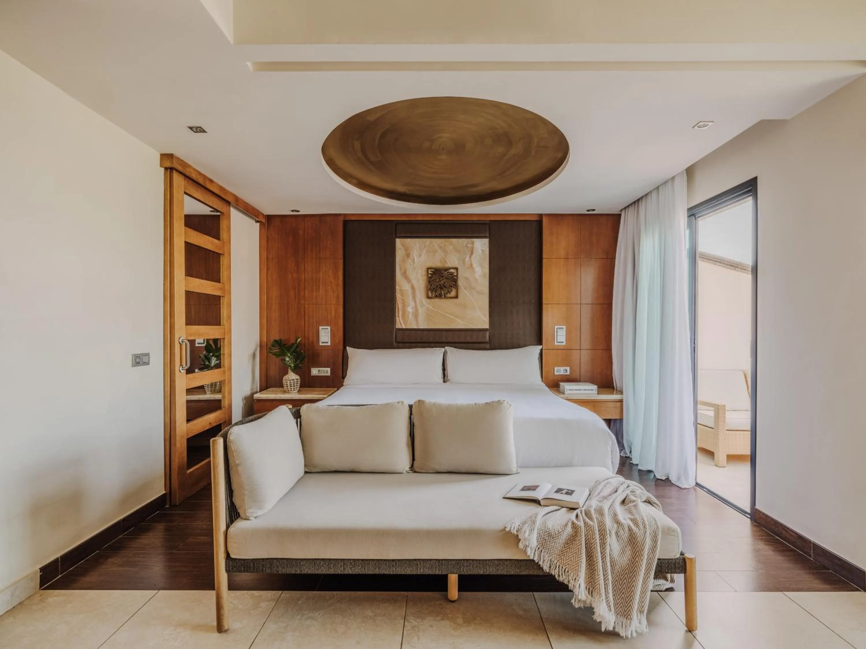 Bed in Gran Melia Palacio de Isora Resort & Spa