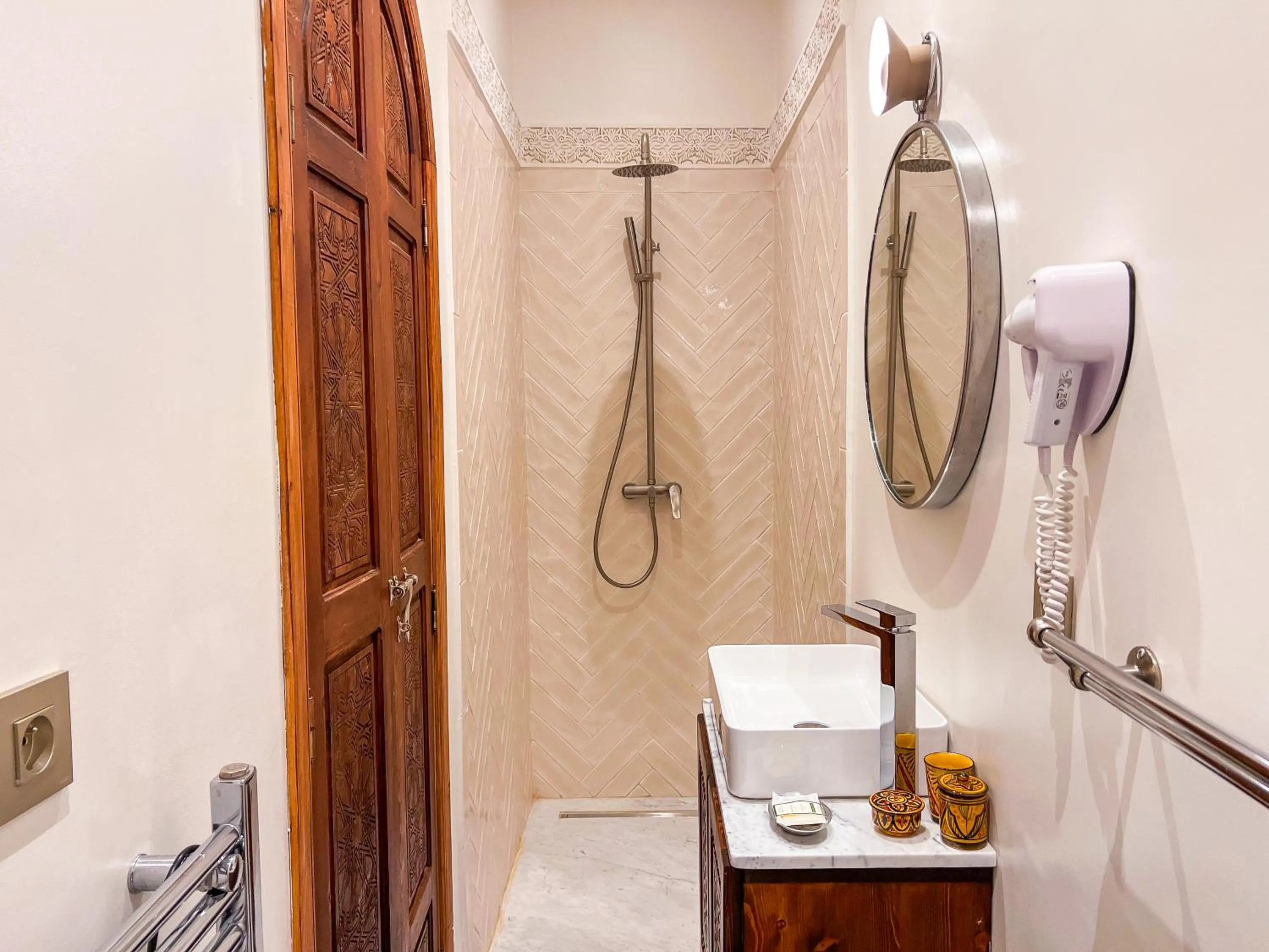 Shower in Riad Kech One & Spa