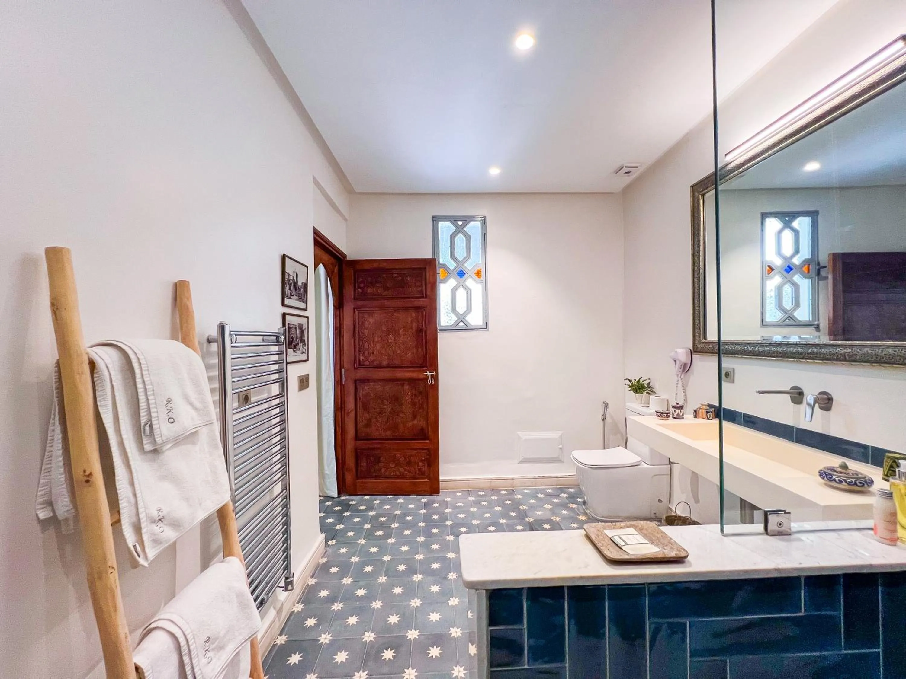 Shower in Riad Kech One & Spa