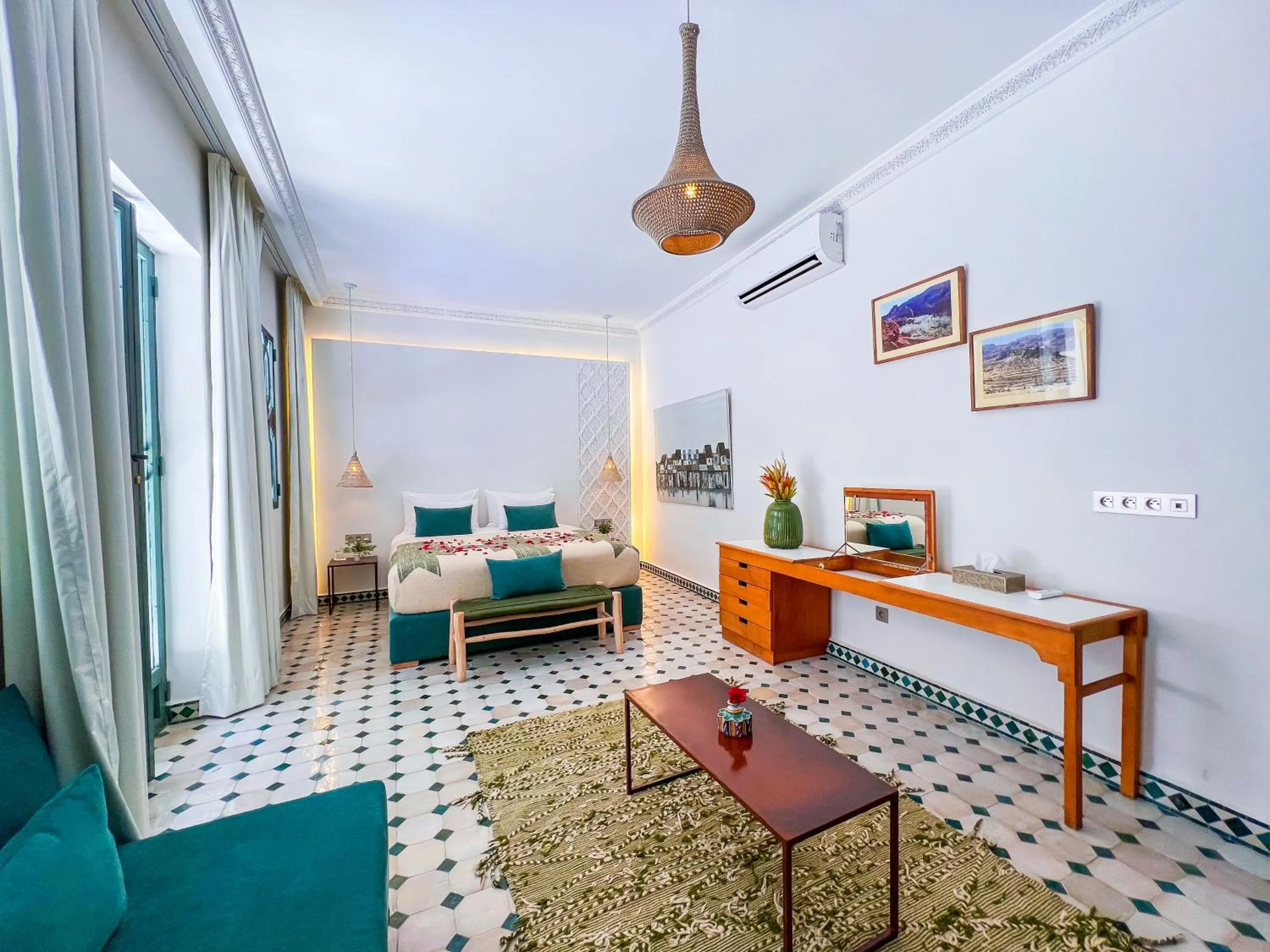 Bed in Riad Kech One & Spa