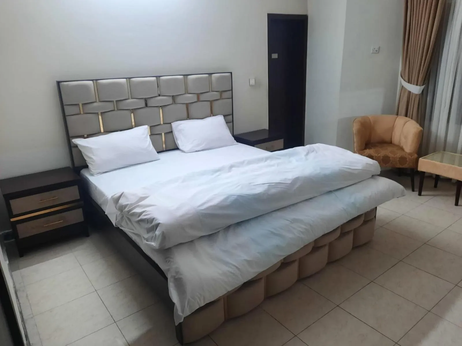 Bed in Morbex Inn Hotel Islamabad