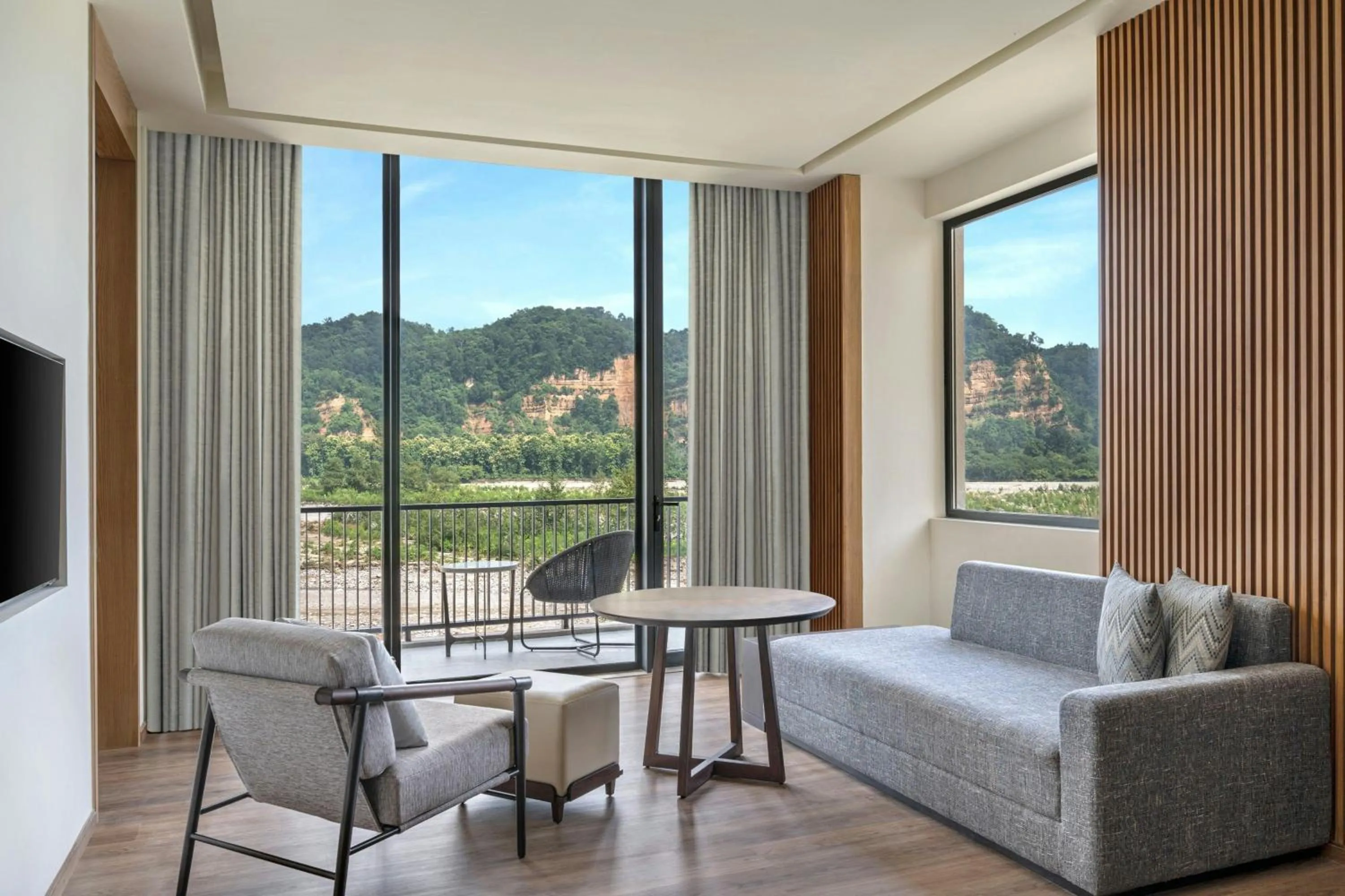 Photo of the whole room in Jim Corbett Marriott Resort & Spa