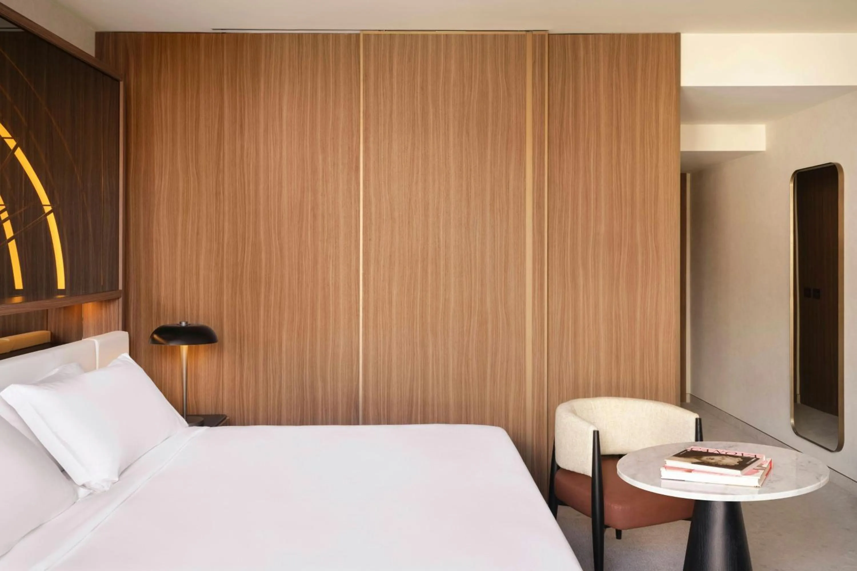 Photo of the whole room, Bed in W Florence