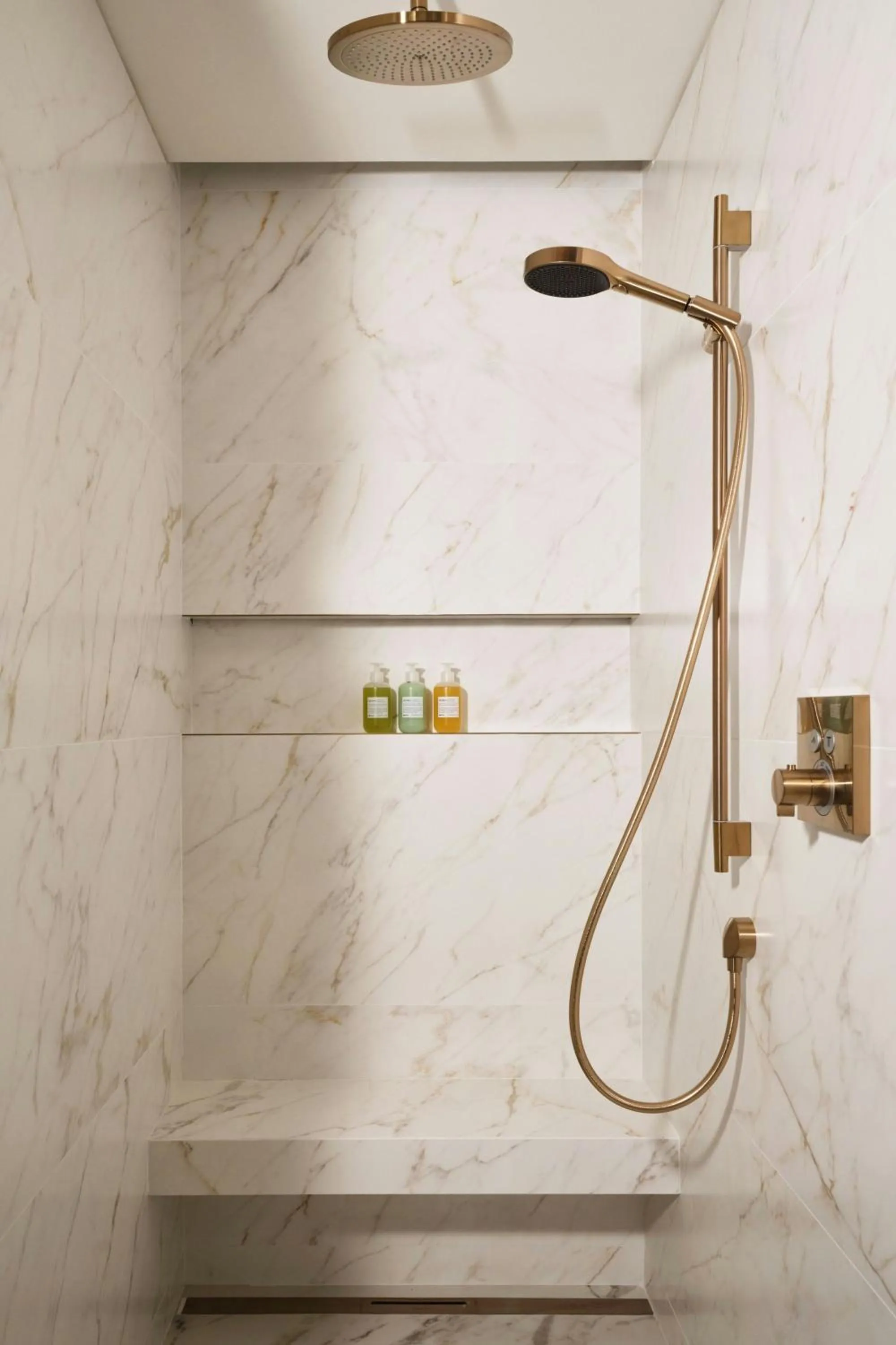 Bathroom in W Florence