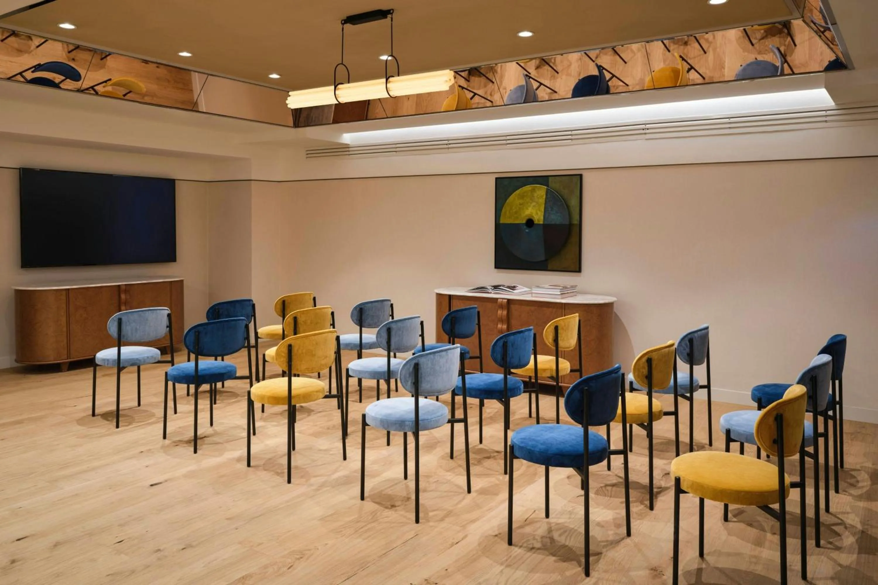 Meeting/conference room in W Florence