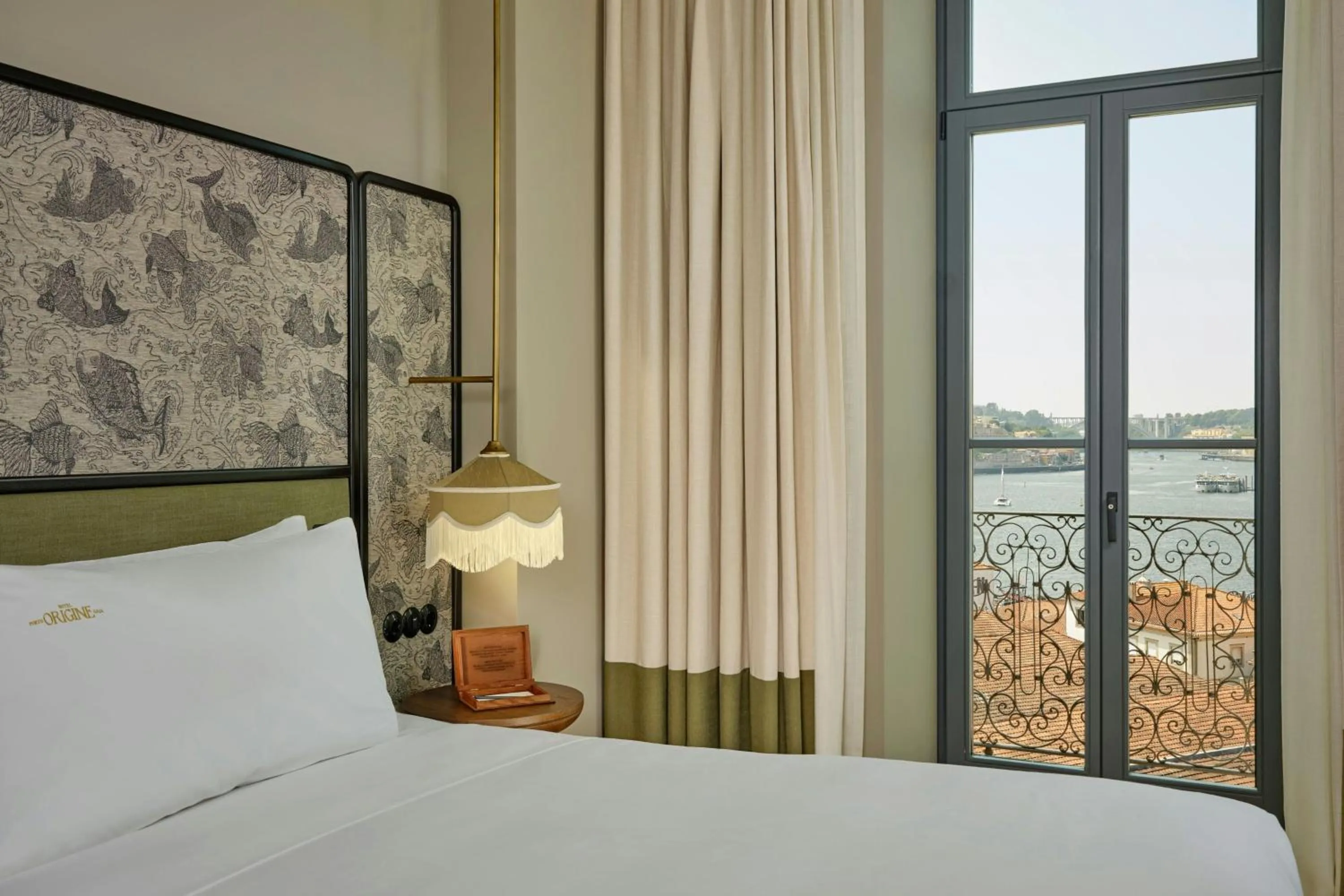Photo of the whole room, Bed in Origine Porto Gaia, a Tribute Portfolio Hotel