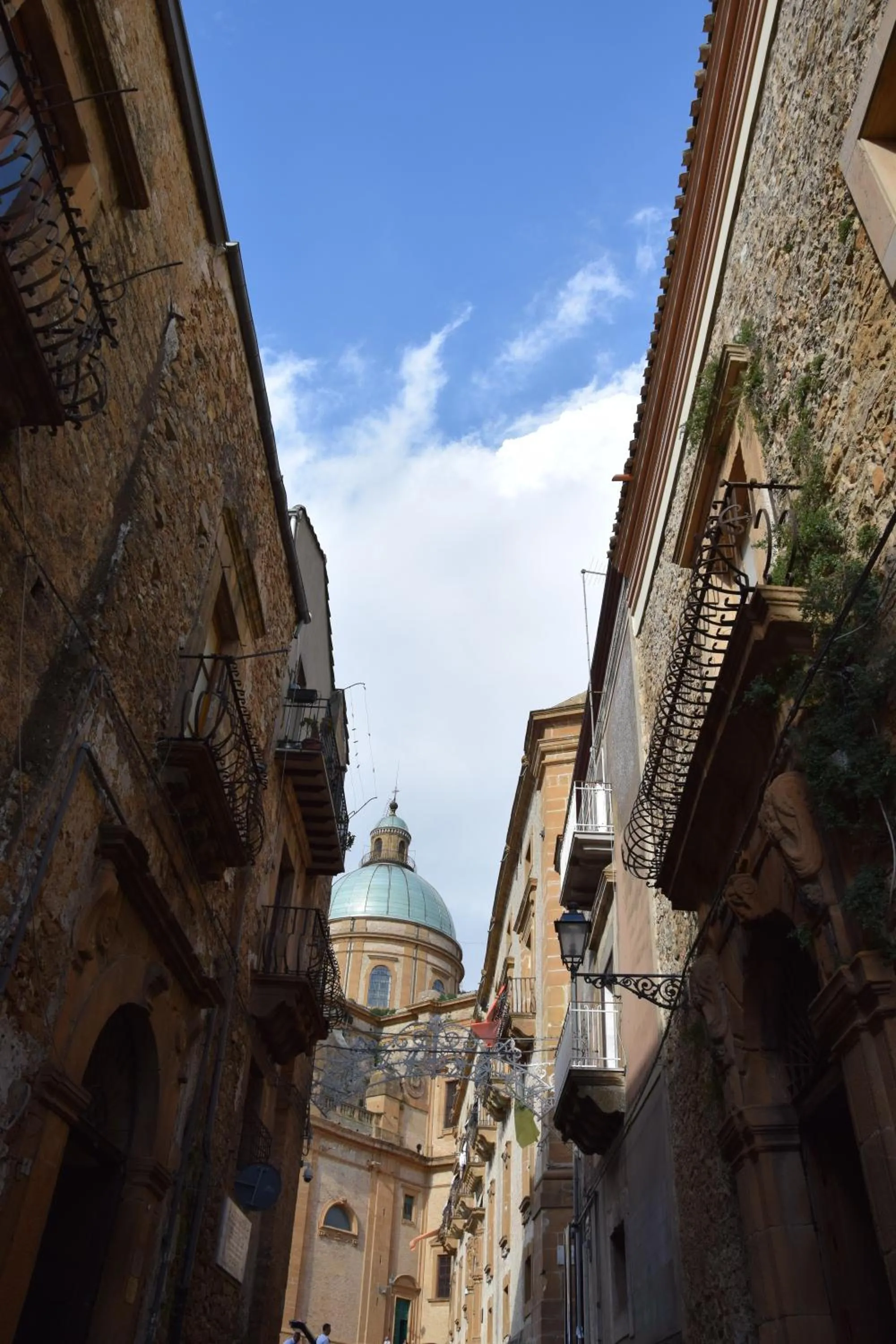 Nearby landmark in Suite D'Autore Art Design Gallery