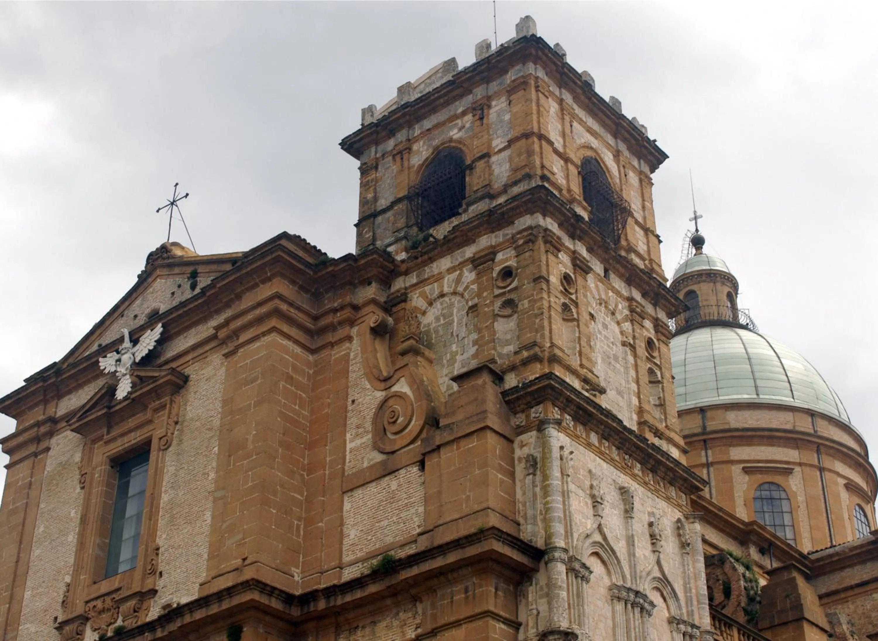 Nearby landmark in Suite D'Autore Art Design Gallery