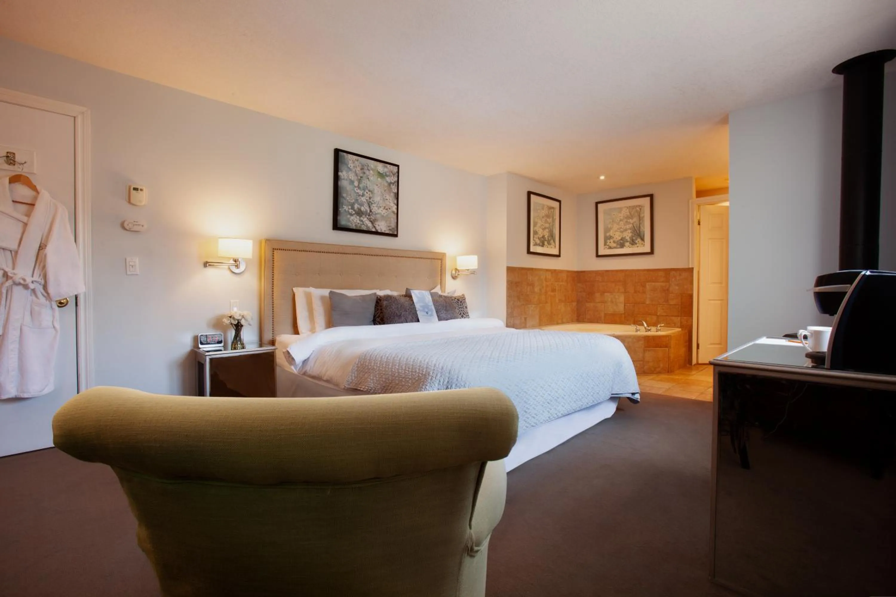 Bed in The Breadalbane Inn