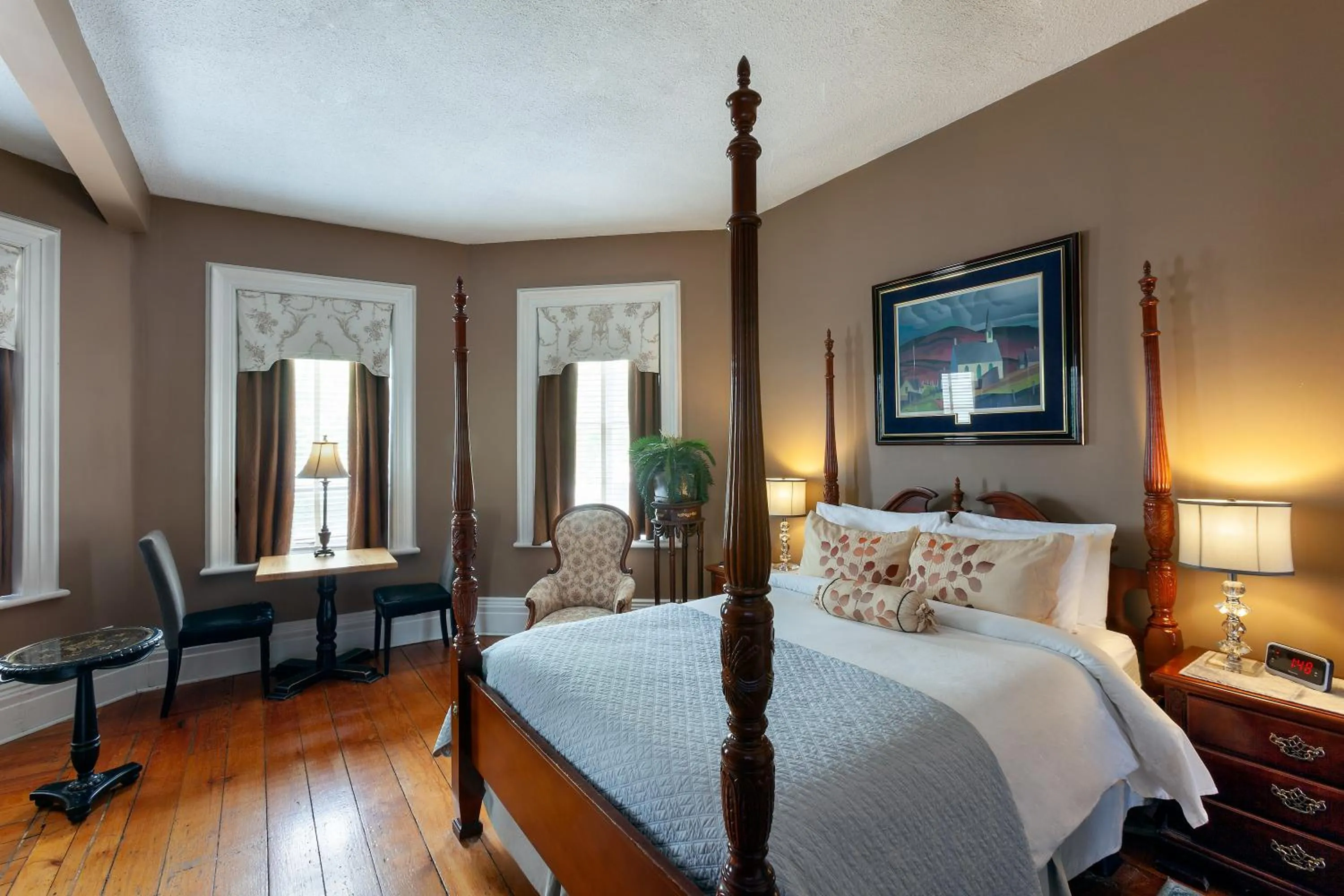 Bed in The Breadalbane Inn