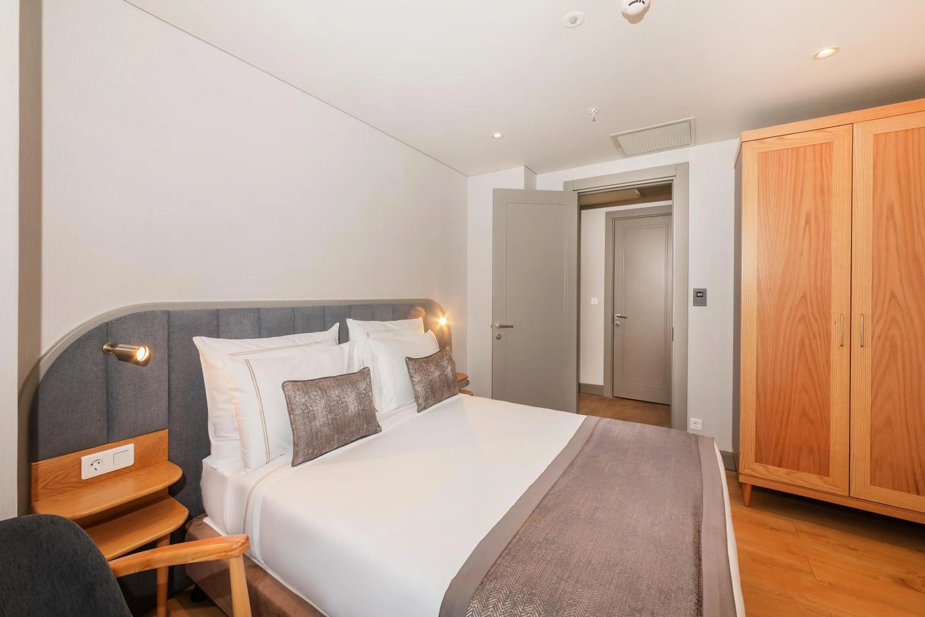 Bed in Meroddi Beyoğlu Residence