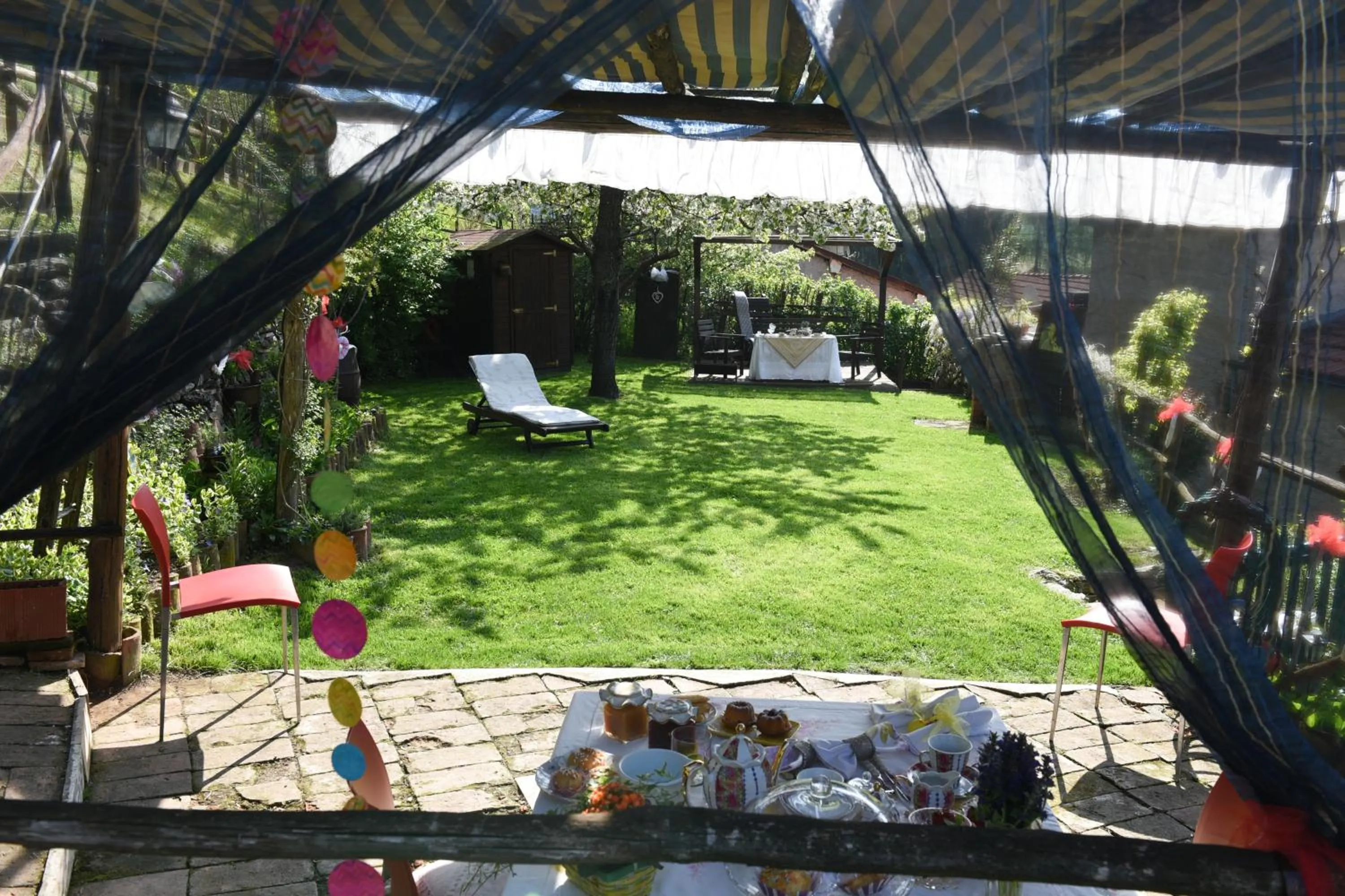 Garden in B&B Va...lentina