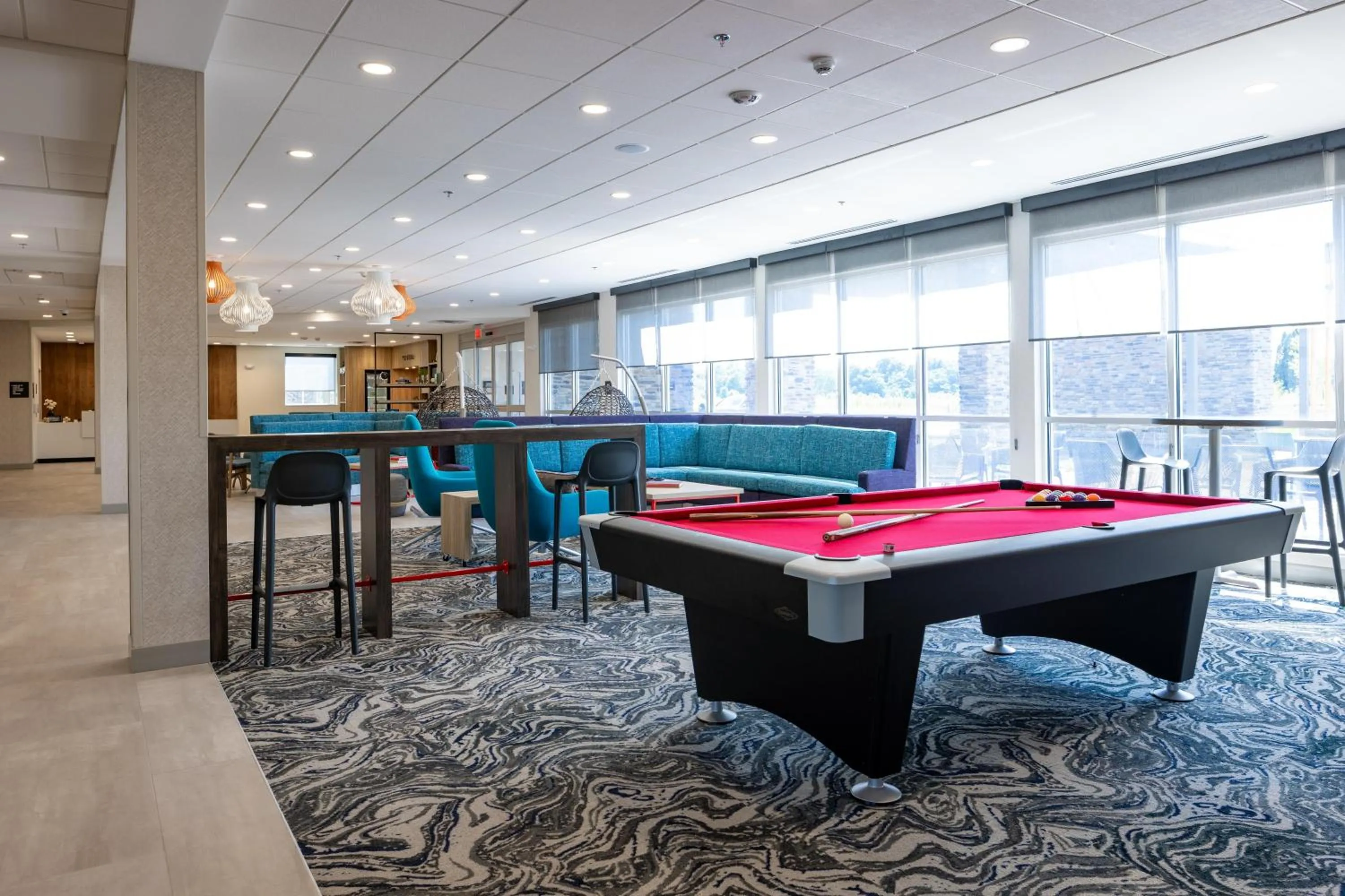 Lobby or reception in Tru By Hilton Kalamazoo