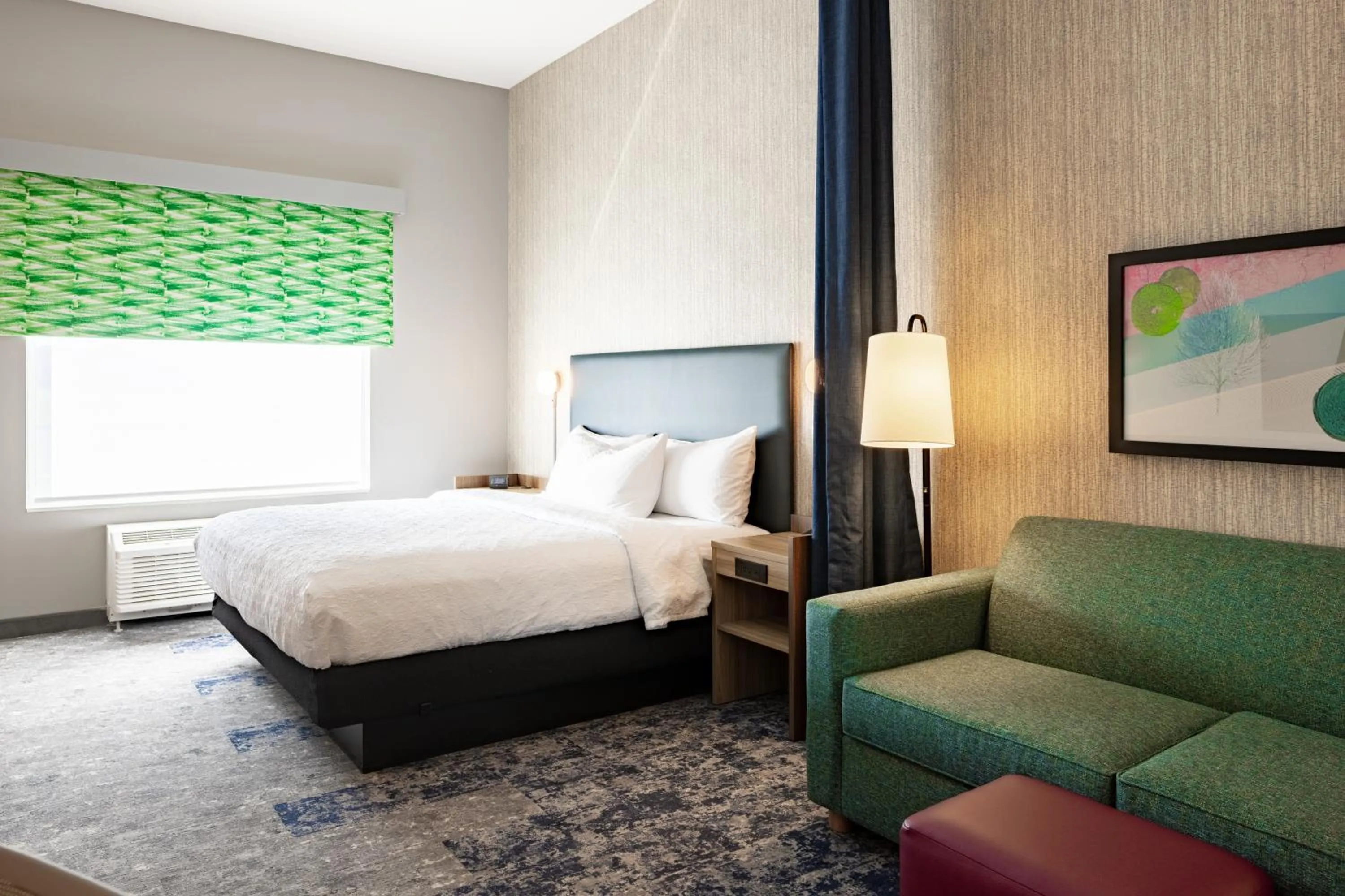 Bed in Home2 Suites By Hilton Kalamazoo Southeast