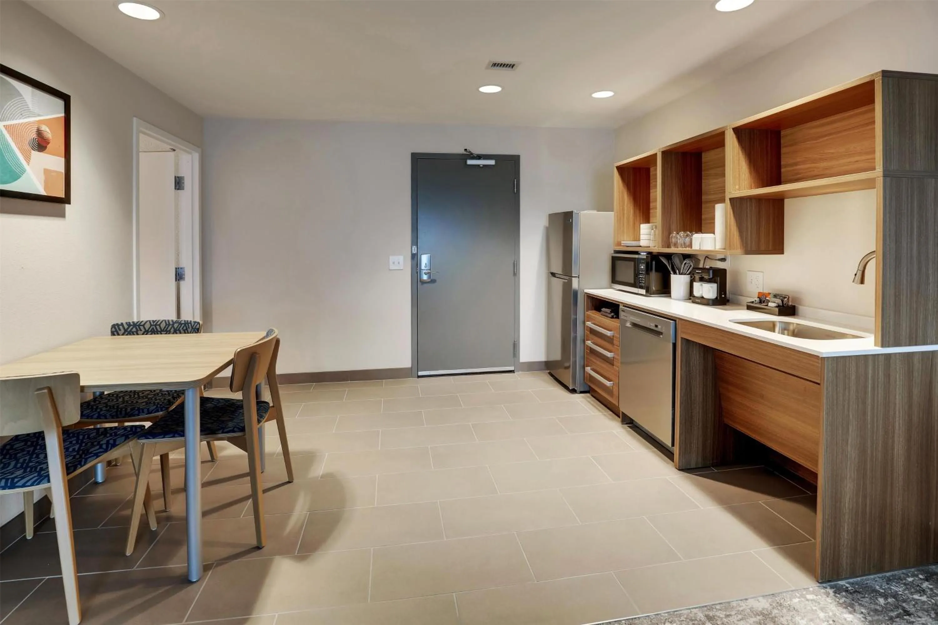 Kitchen or kitchenette in Home2 Suites By Hilton Conway, Sc