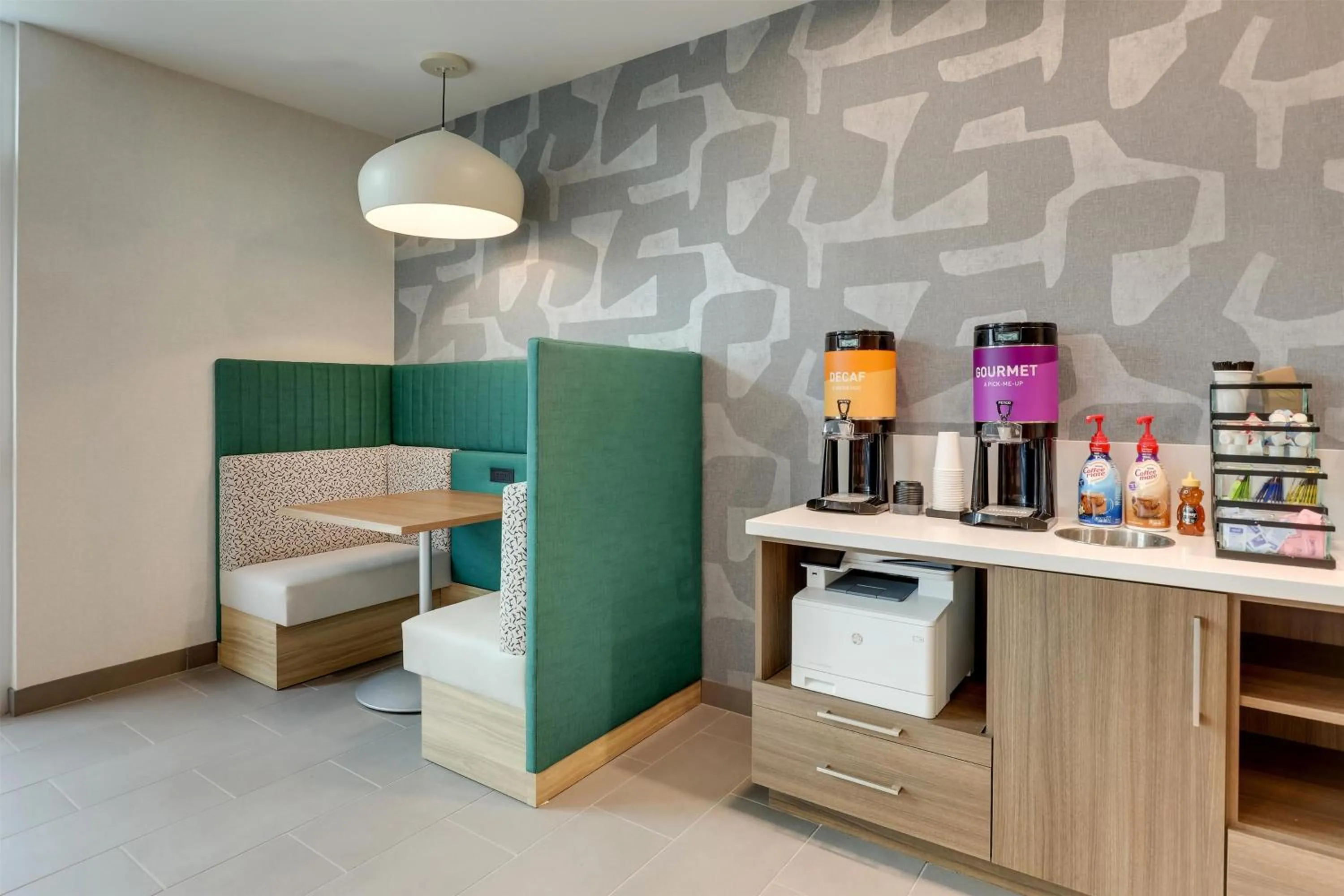 Business facilities, Bed in Home2 Suites By Hilton Conway, Sc