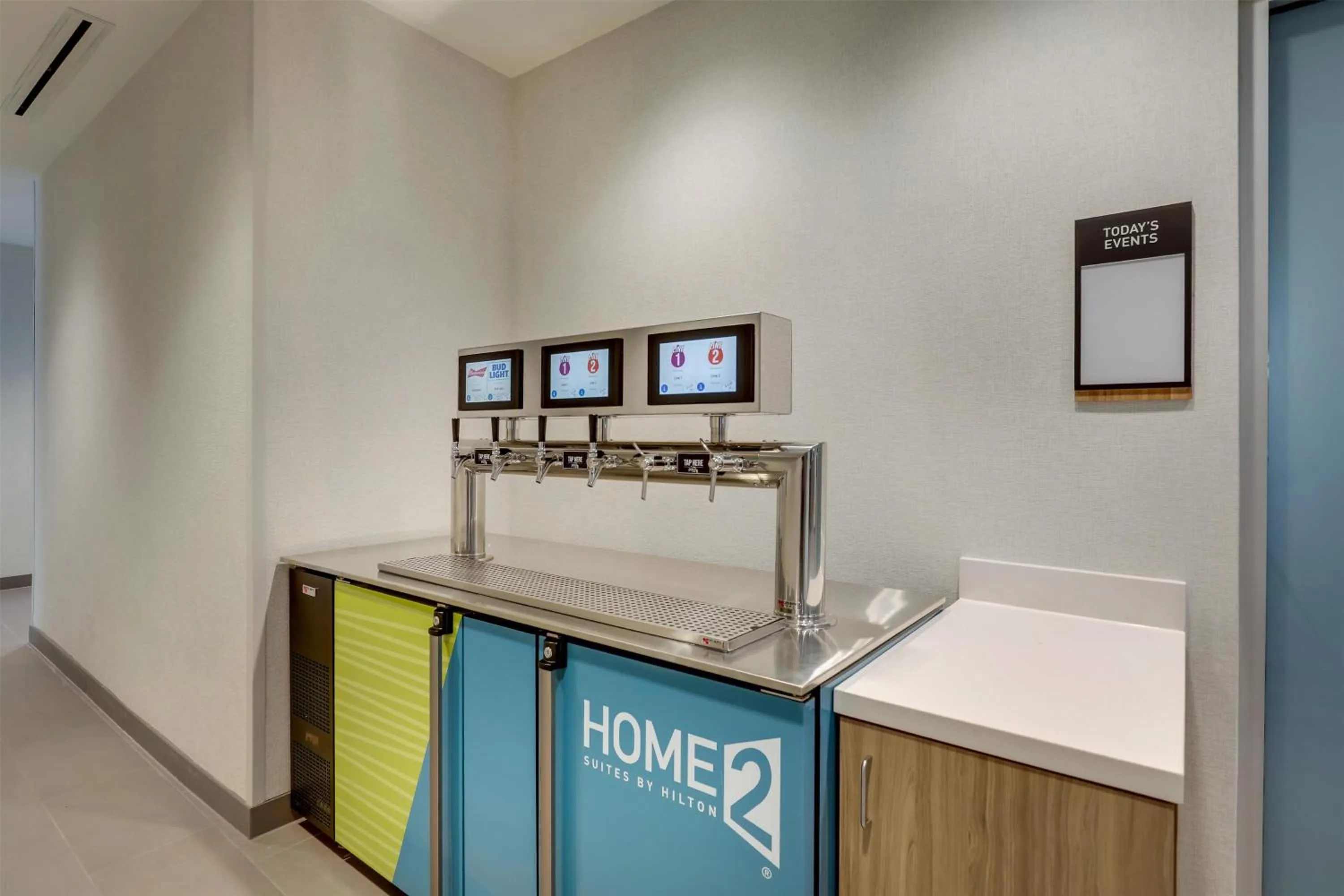 Dining area in Home2 Suites By Hilton Conway, Sc