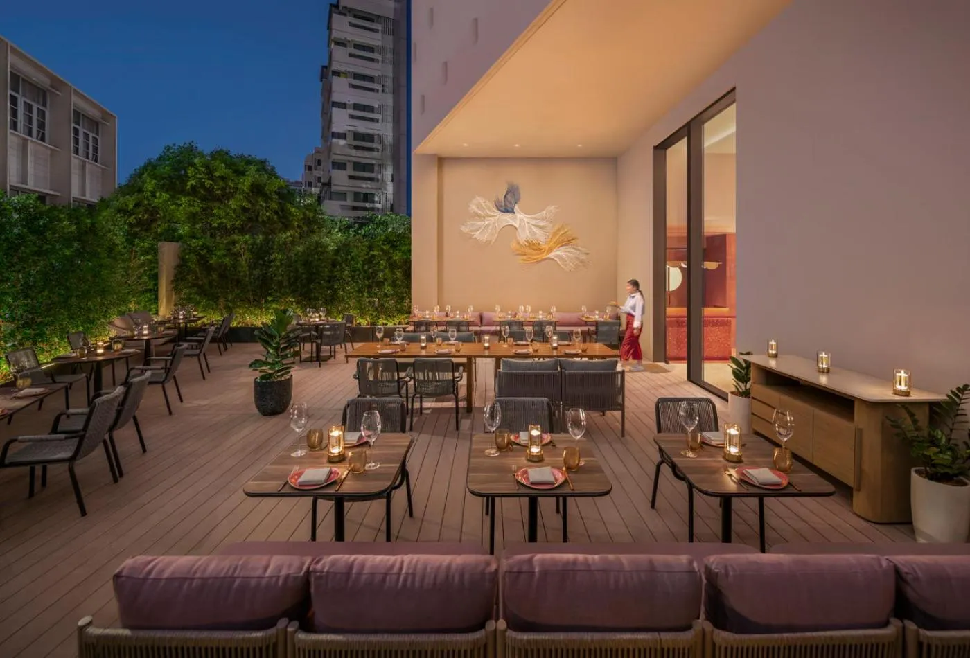 Restaurant/places to eat in Kromo Bangkok, Curio Collection By Hilton