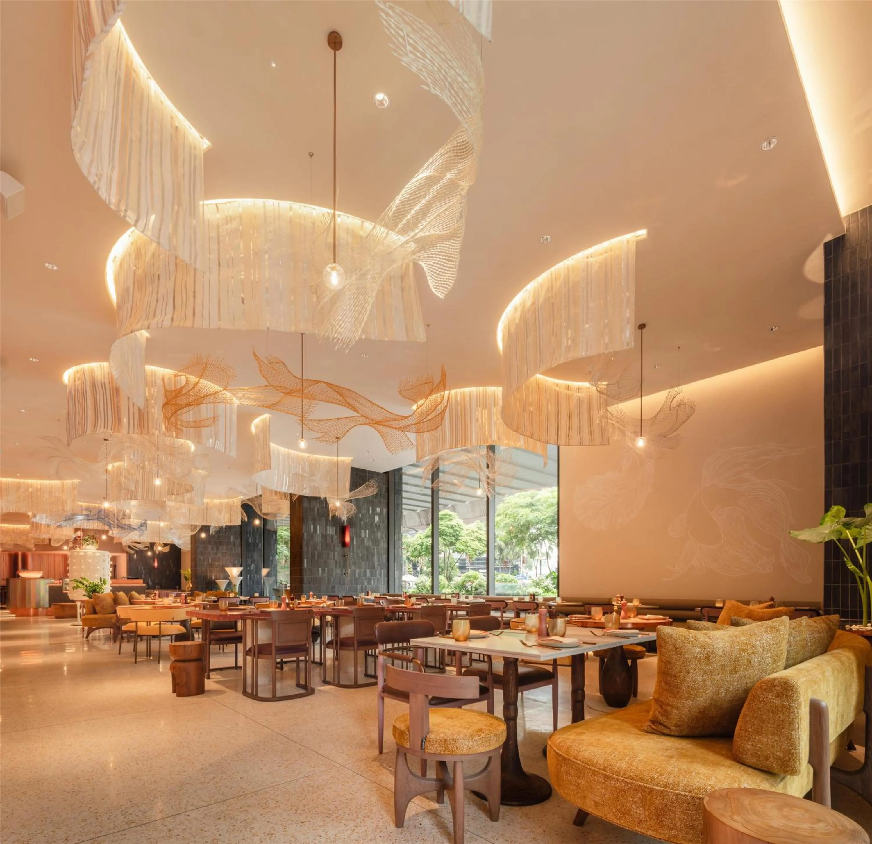 Restaurant/places to eat in Kromo Bangkok, Curio Collection By Hilton