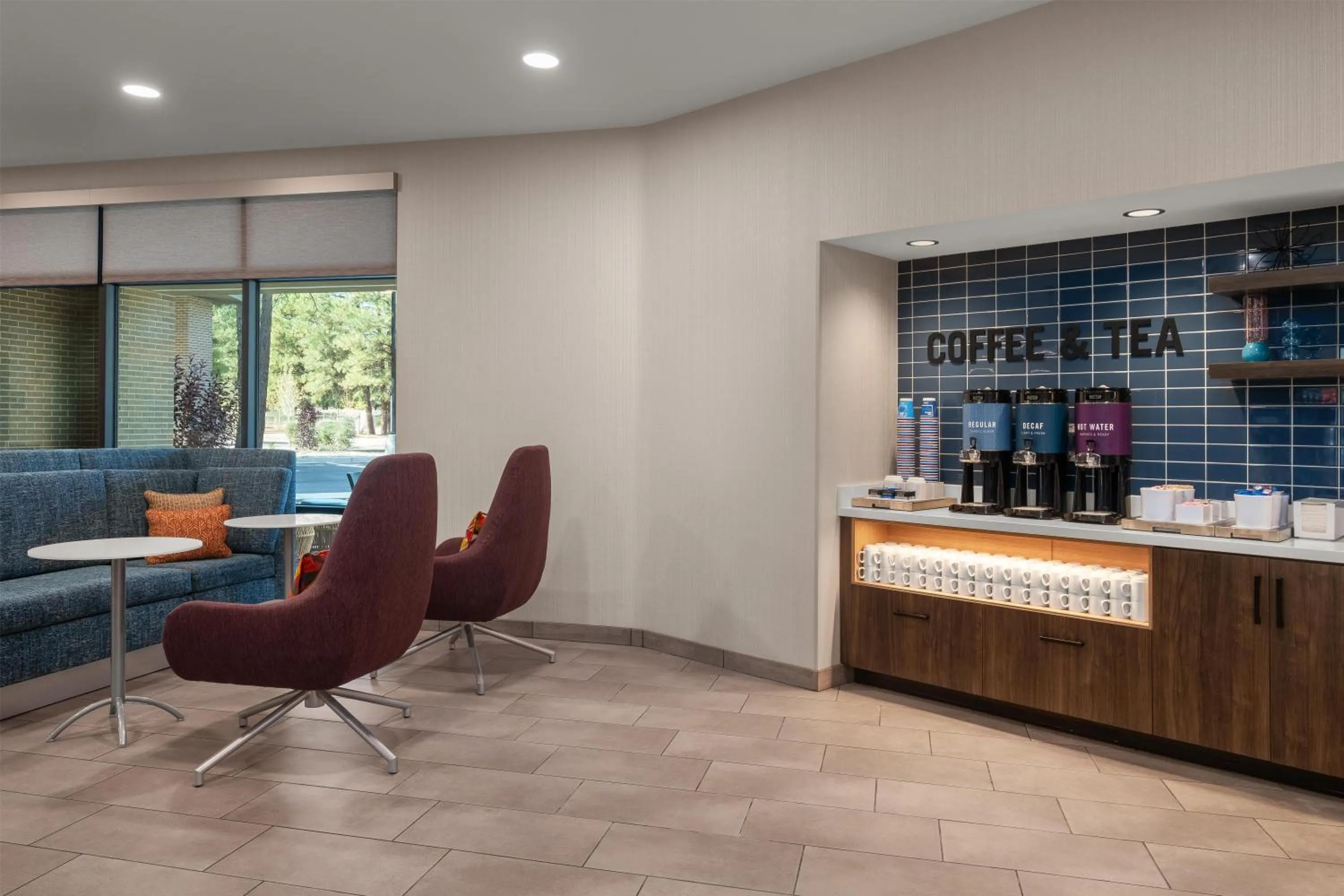 Coffee/tea facilities in Home2 Suites By Hilton Flagstaff