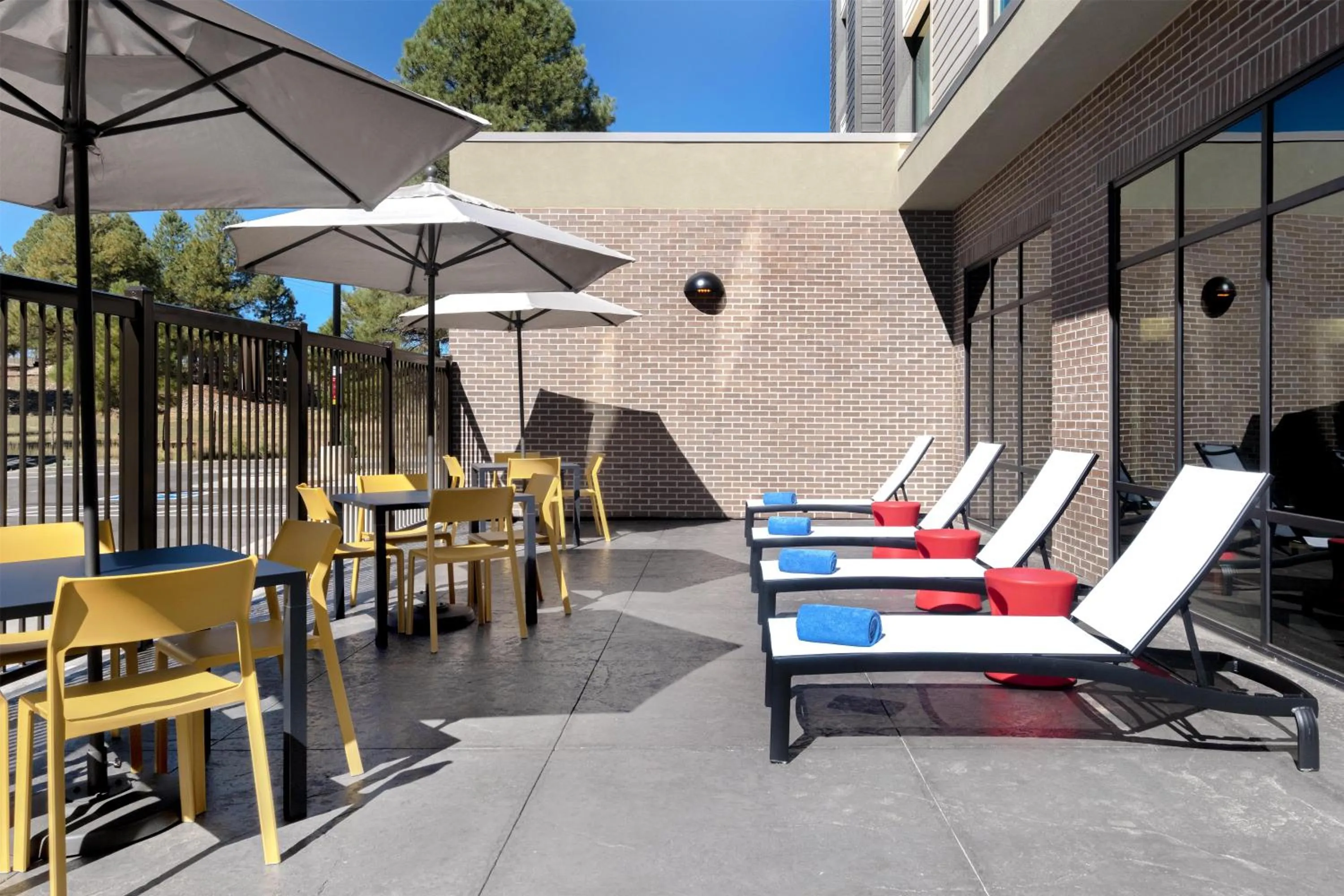 Patio in Tru By Hilton Flagstaff