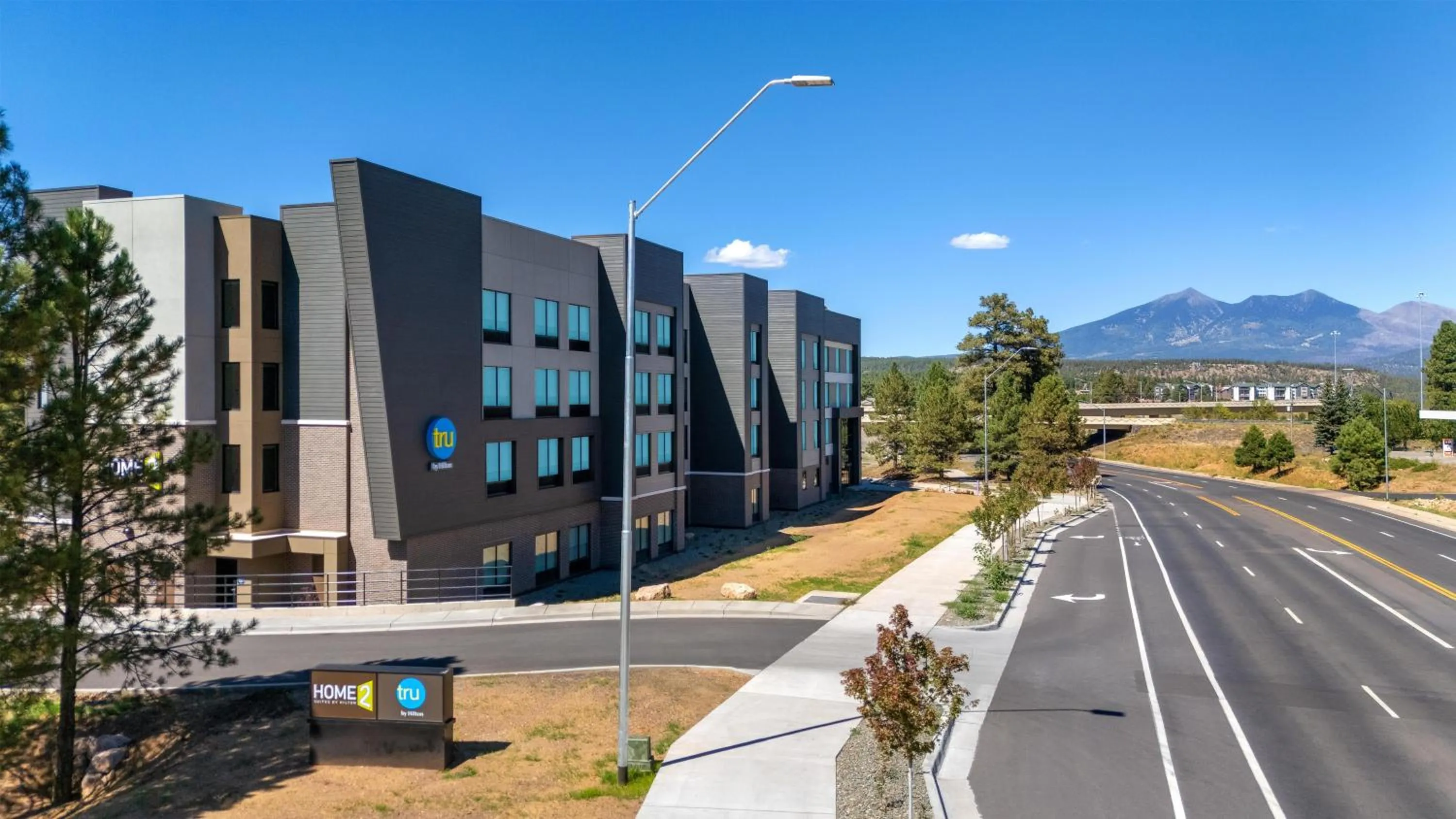 Property building in Tru By Hilton Flagstaff
