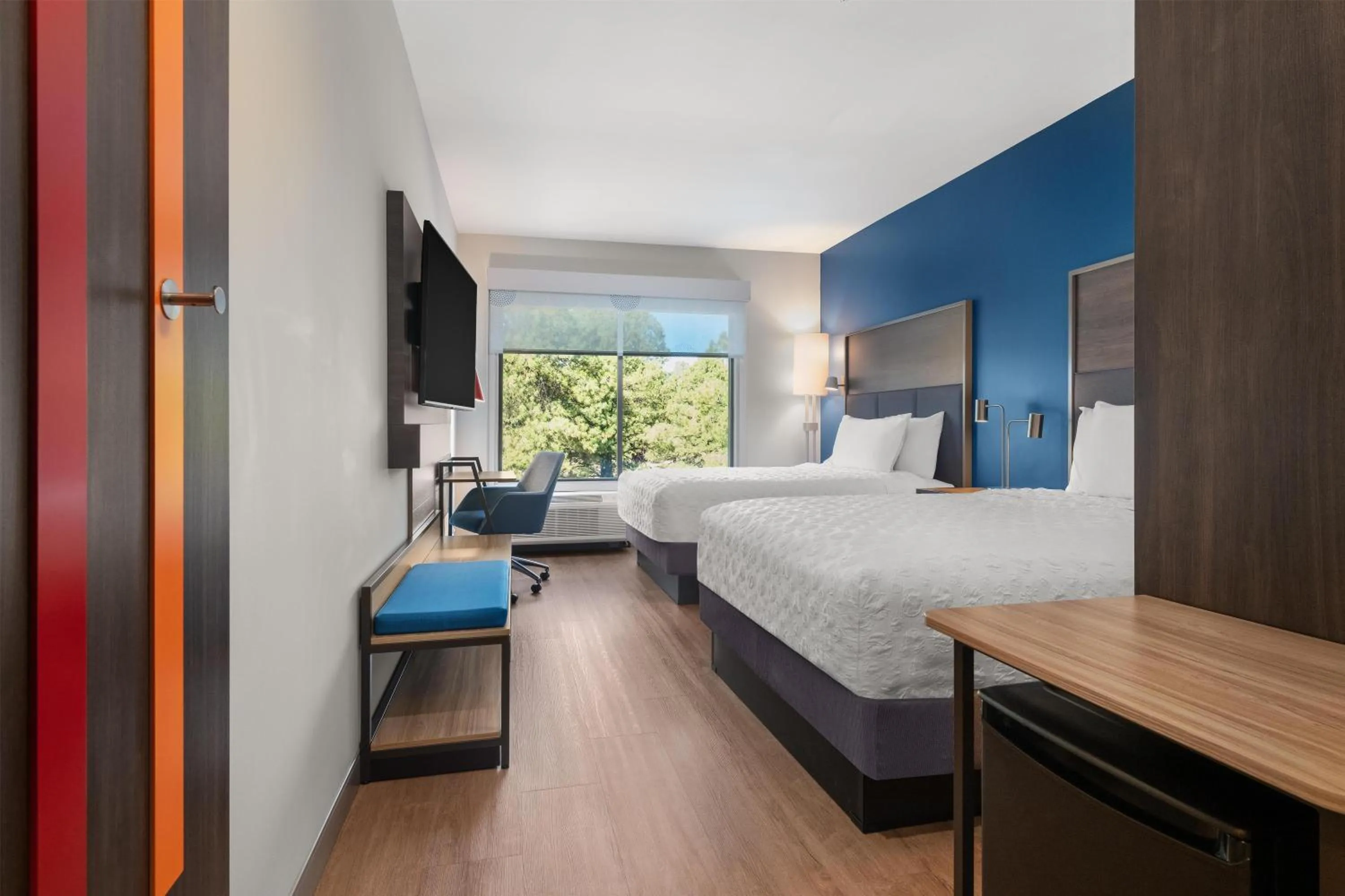 Bed in Tru By Hilton Flagstaff