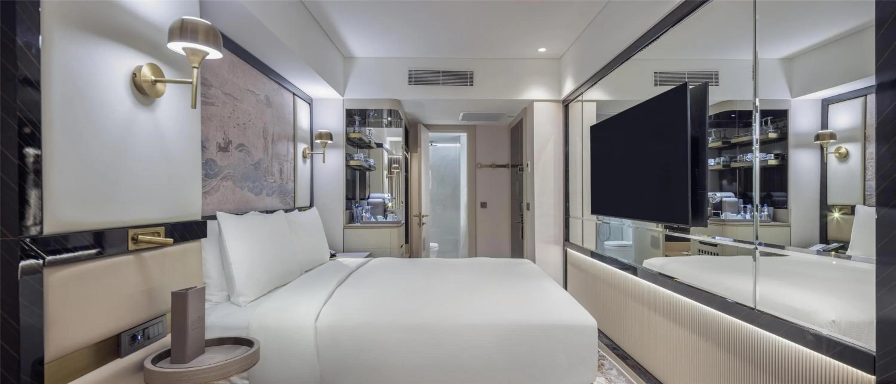 Bed in The Ritus Hotel Istanbul Sultanahmet, Tapestry Collection by Hilton