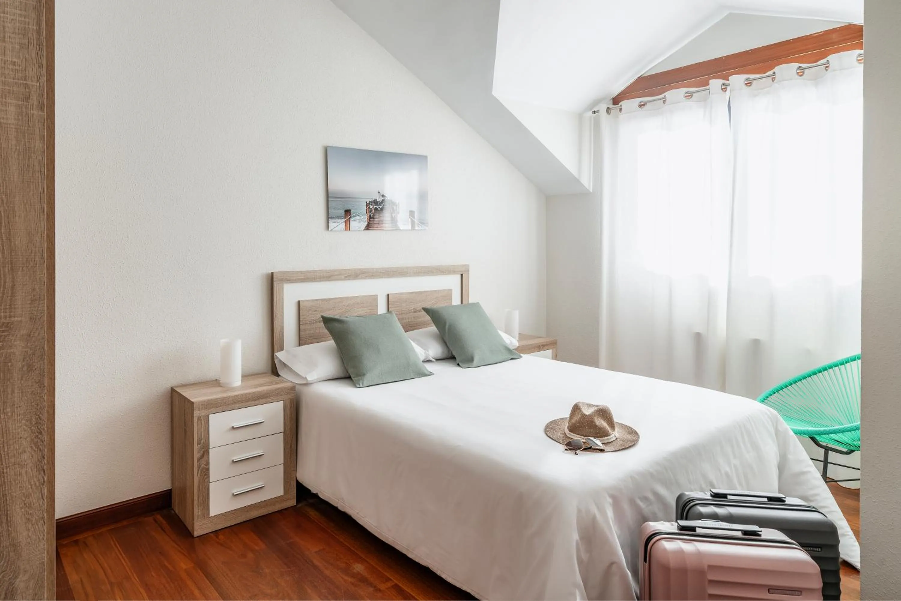 Bedroom, Bed in Apartamentos Alday