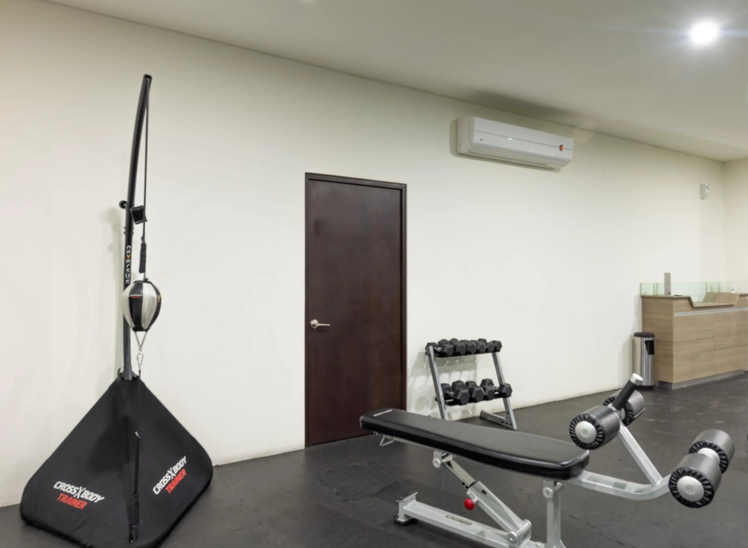 Fitness centre/facilities in Hotel Glow Point - Mulza