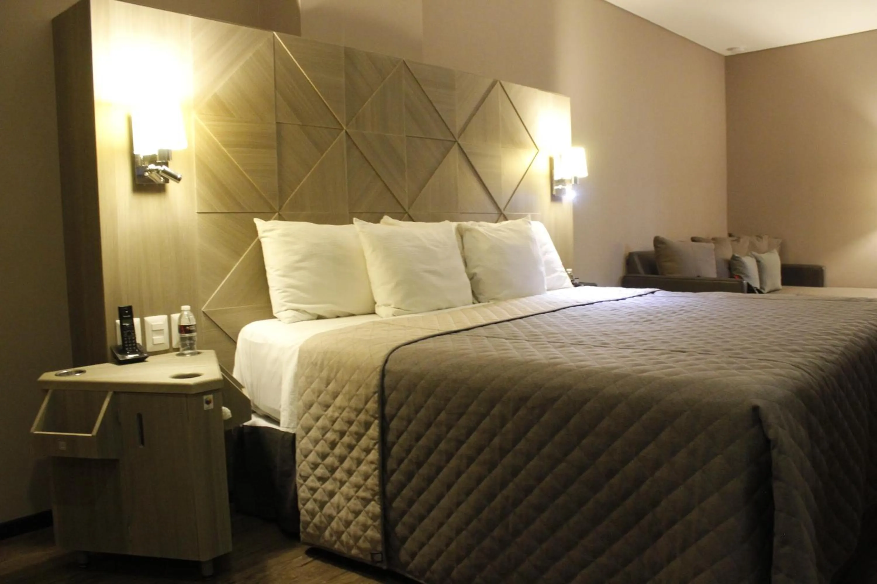 Bed in Hotel Glow Point - Mulza