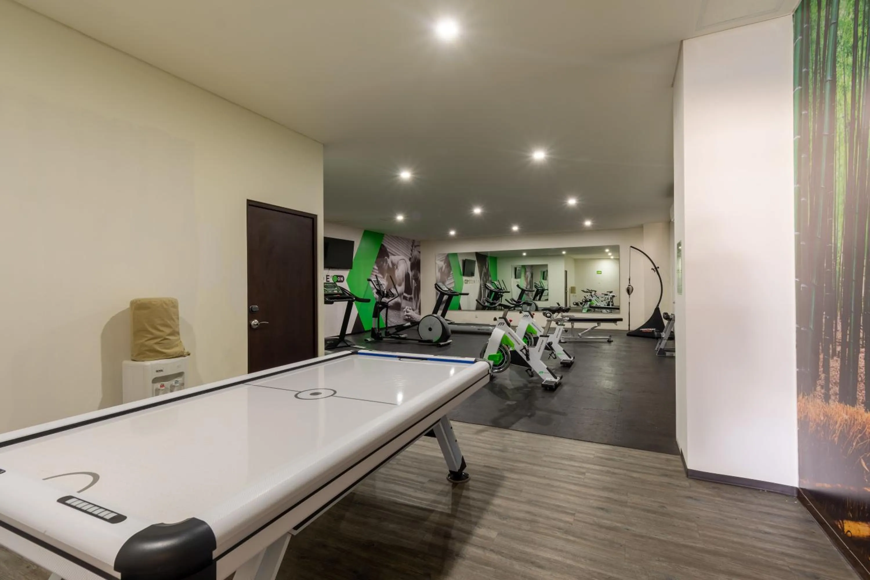 Fitness centre/facilities in Hotel Glow Point - Mulza