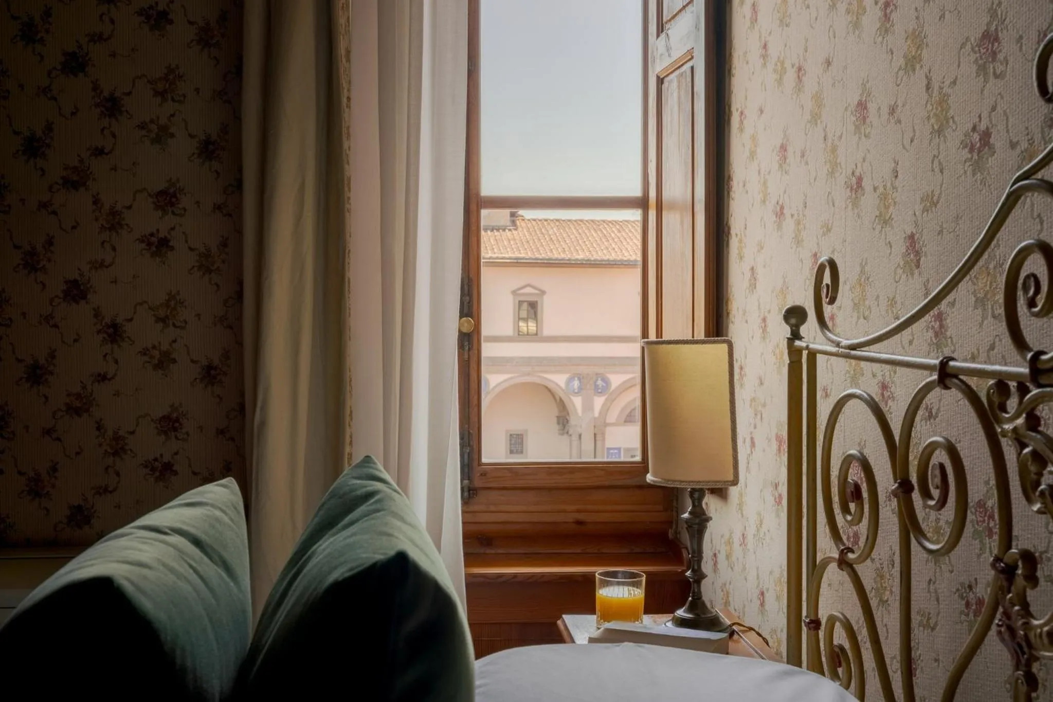 View (from property/room), Bed in Loggiato Dei Serviti