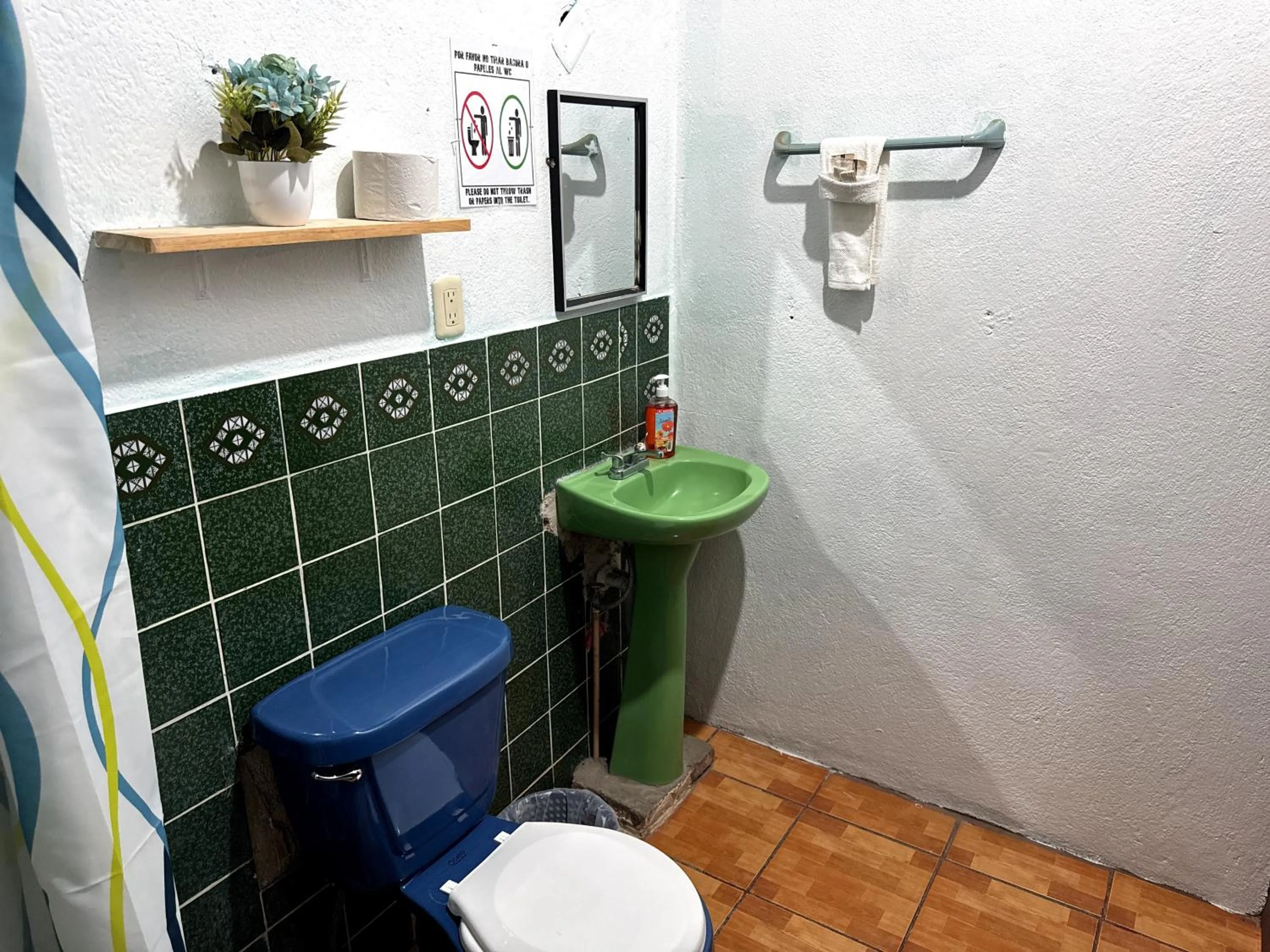 Toilet in Hotel Hanna Resort